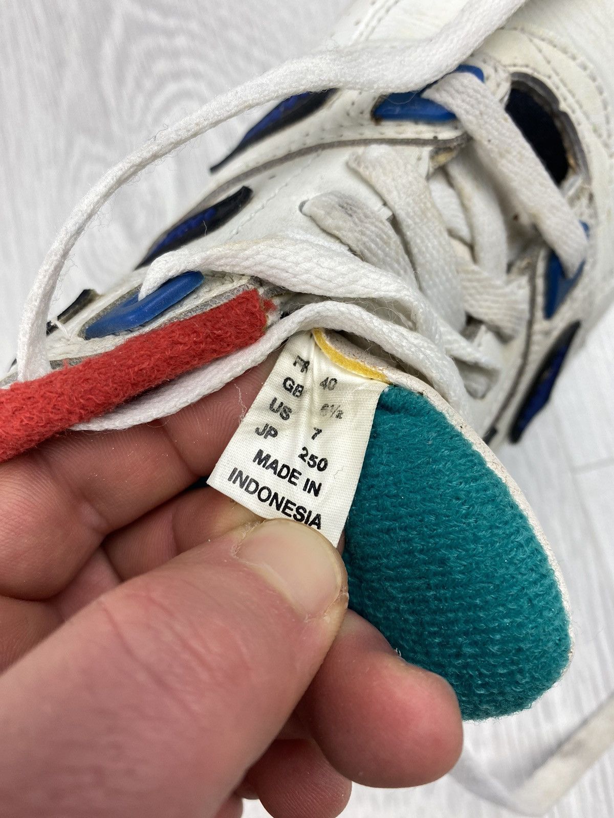Adidas Vintage Adidas ATP Tour 1994 Shoes Tennis Torsion Nike Court Size US 7 / EU 40 - 13 Thumbnail