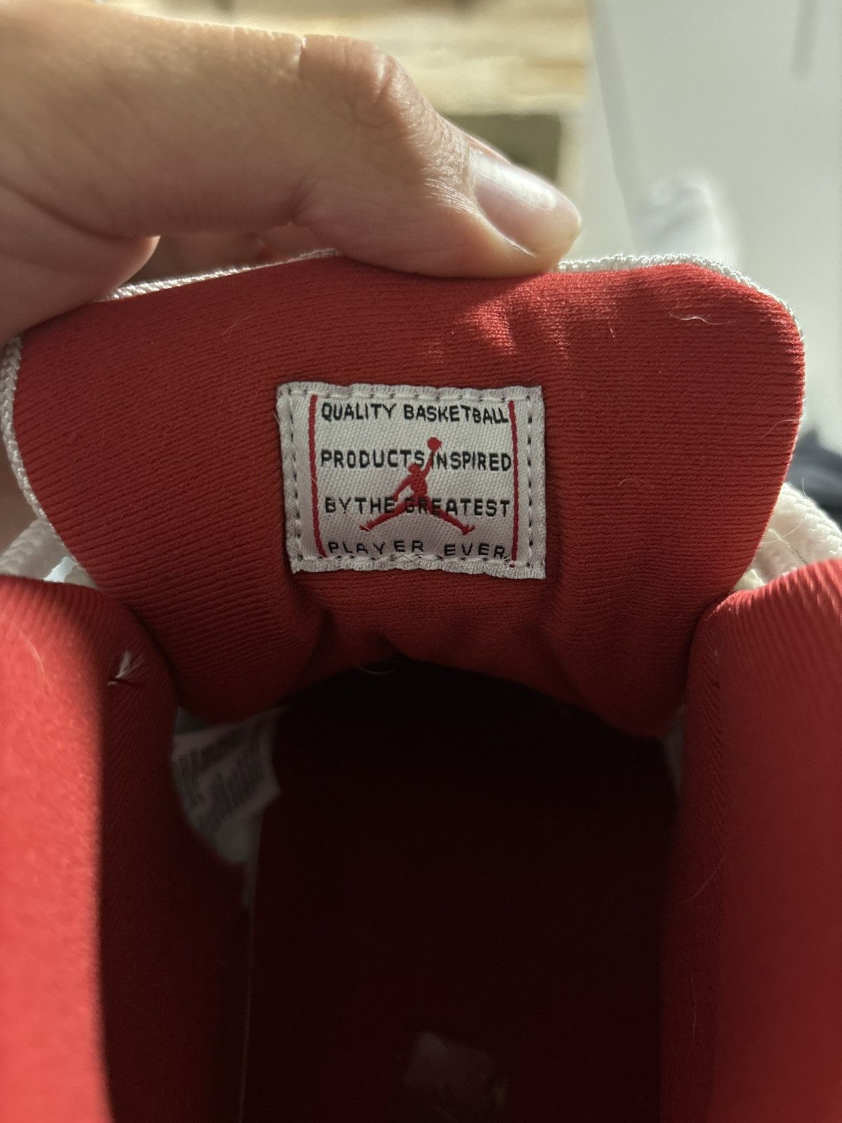 Jordan Brand Jordan 11 “Cherry” Size US 13 / EU 46 - 7 Thumbnail