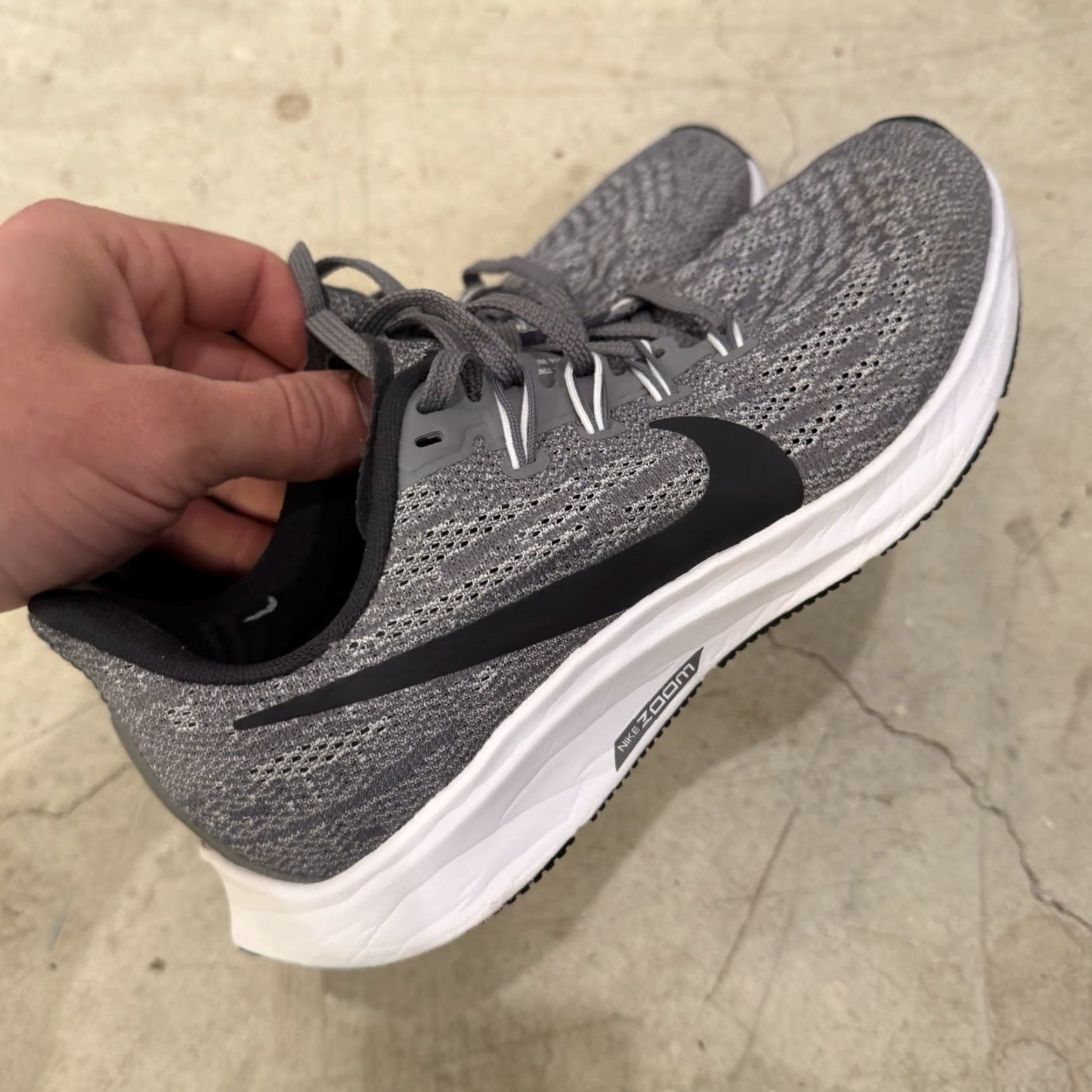 Nike Nike Zoom Pegasus 36 TB Womens Sneaker Gray Black White BV1777-002 6 WMSN Women's Size US 4 / IT 34 - 4 Thumbnail