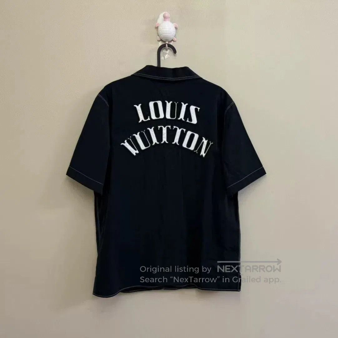 Louis Vuitton Louis Vuitton LV Letter Short-Sleeve Shirt. Size US M / EU 48-50 / 2 - 4 Thumbnail