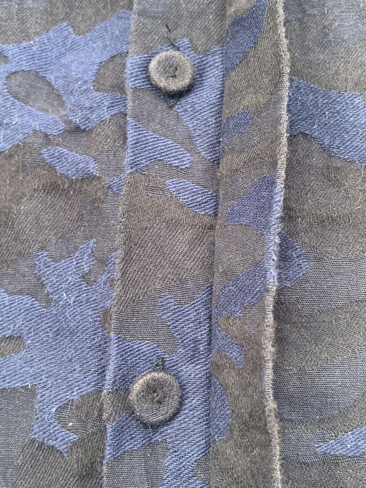Japanese Brand Vanquish 10th Anniversary Camouflage Shirt Size US M / EU 48-50 / 2 - 14 Thumbnail