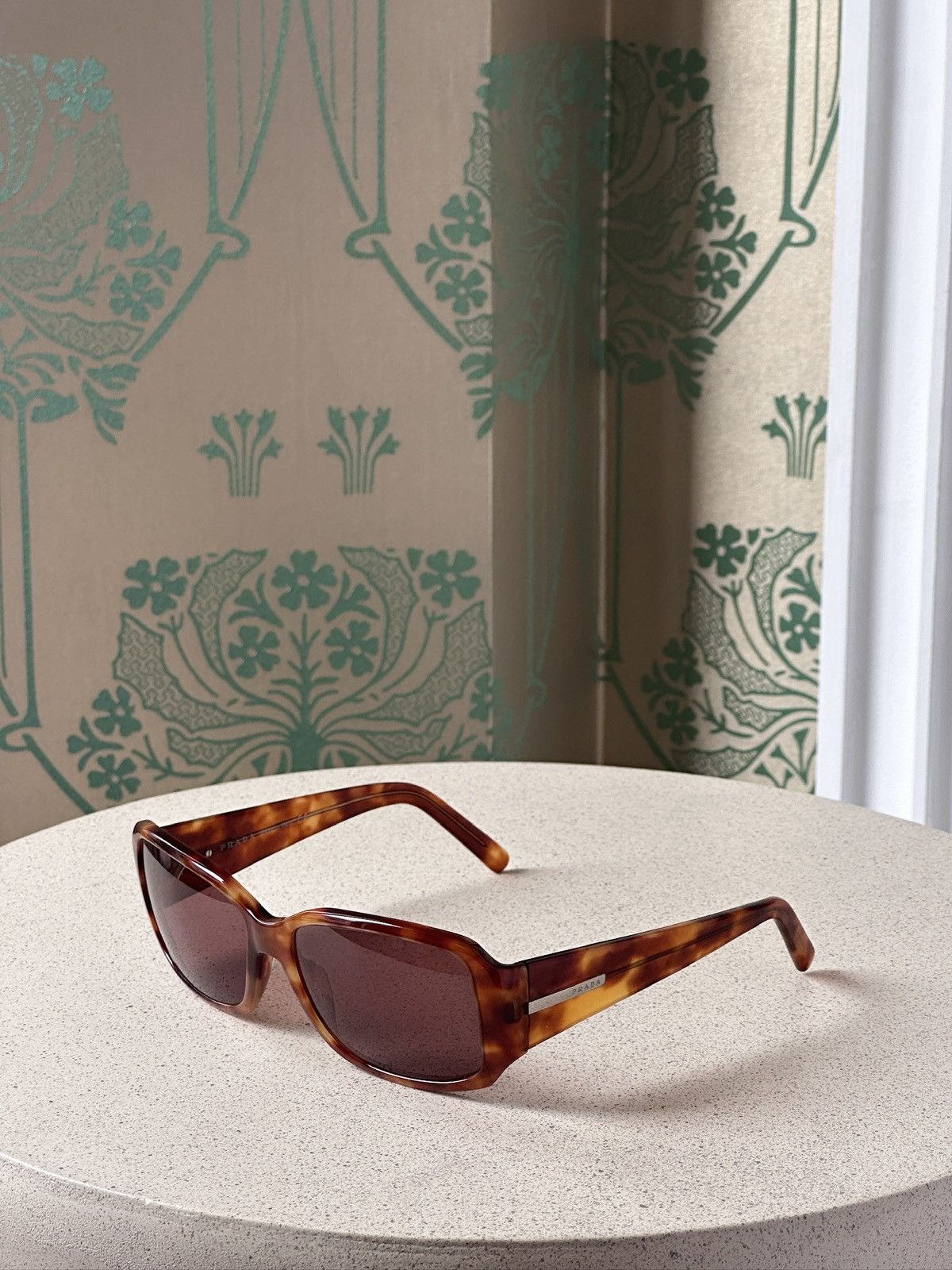 Prada Vintage Prada Logo Brown Square Turtle Sunglasses Spr 14H Size ONE SIZE - 3 Thumbnail