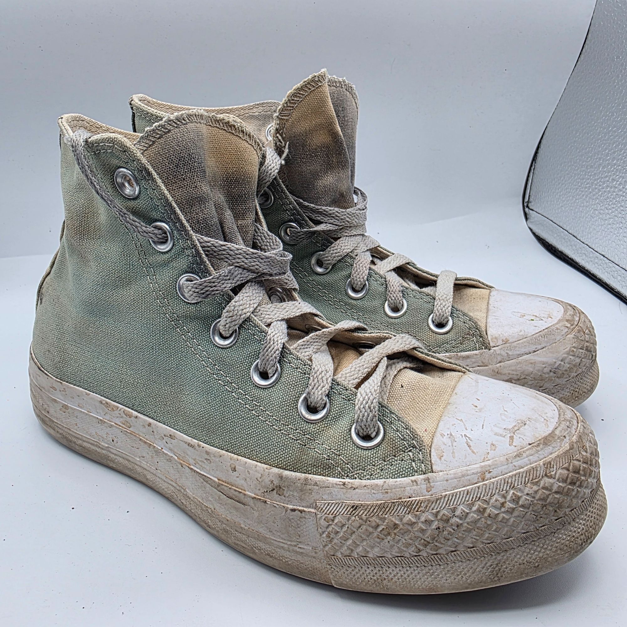Converse Converse Womens Size 6.5 Green Platform Shoes High Top Casua Size US 6.5 / IT 36.5 - 1 Thumbnail