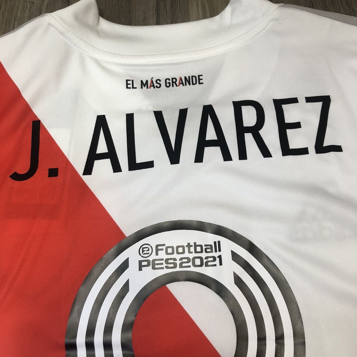 Adidas River plate 20/21 home shirt #9 J.Alvarez (Bnwt) Size US S / EU 44-46 / 1 - 6 Thumbnail
