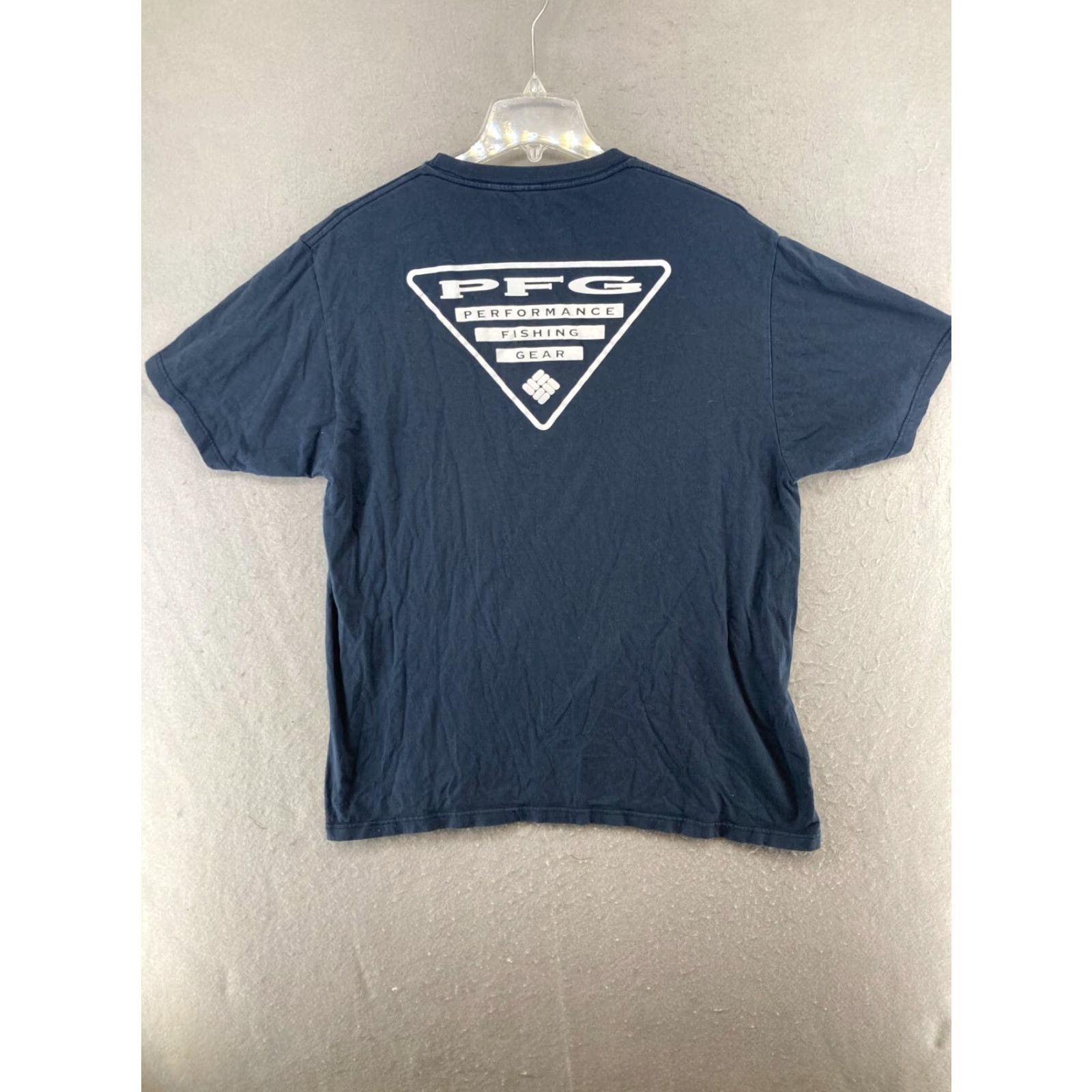 Vintage Columbia TShirt Mens PFG Short Sleeve Crew Neck Blue Cotton Jersey Outdoor All Seasons Regular Large - Mens Shirt Size US L / EU 52-54 / 3 - 6 Thumbnail