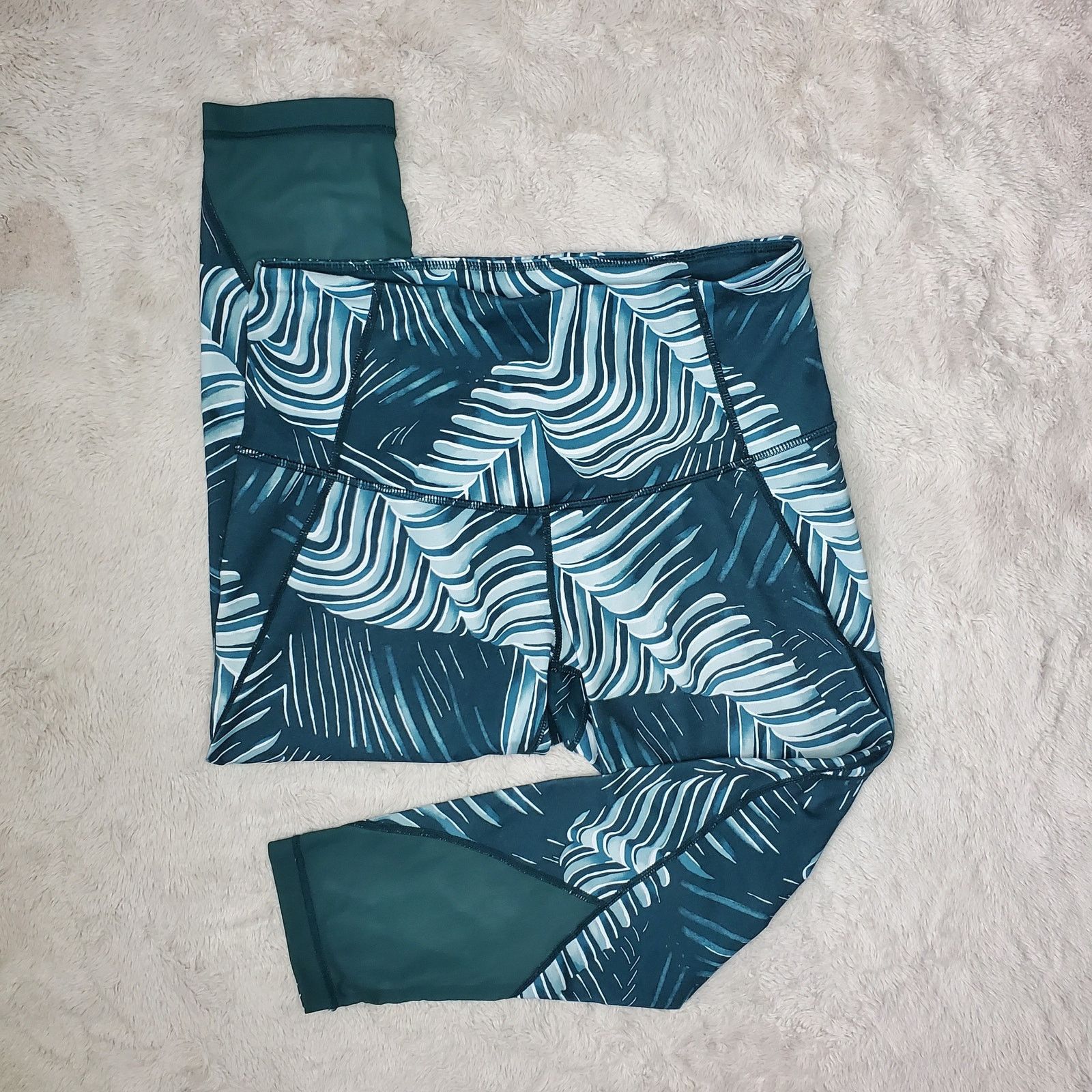 Other Zella Green Leaf Leggings Medium Size 28" / US 6 / IT 42 - 5 Thumbnail