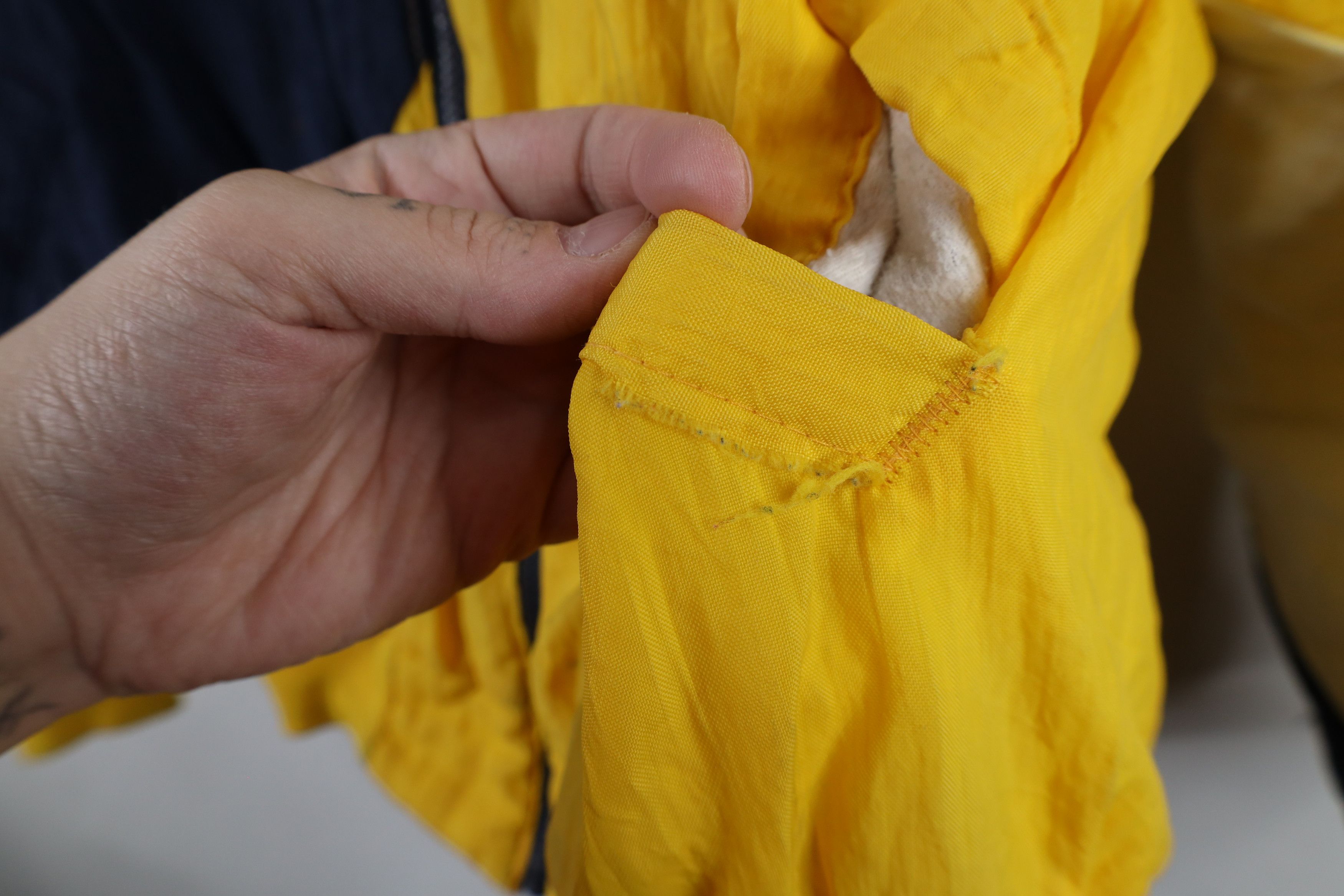 Vintage Vintage 90s University of Michigan Full Zip Puffer Jacket Size US XL / EU 56 / 4 - 13 Thumbnail