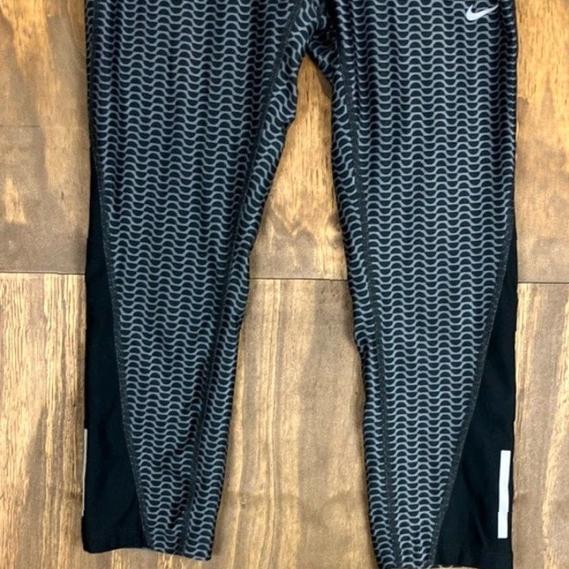 Nike Nike Womens Pants Black Pull On Racer Running Crop Leggings Athleisure Small Size 28" / US 6 / IT 42 - 3 Thumbnail
