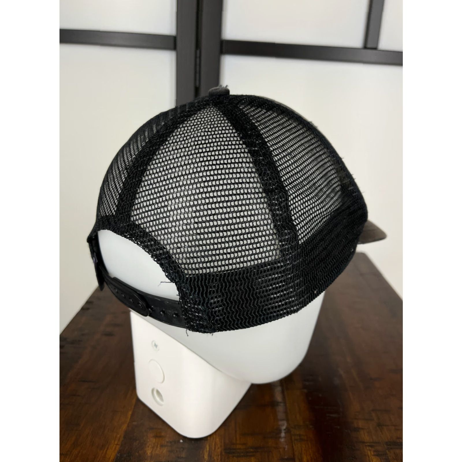 Patagonia Patagonia Hat Cap Snap Back Adult One Size Black Fitz Roy Embroider Trucker READ Size ONE SIZE - 7 Thumbnail