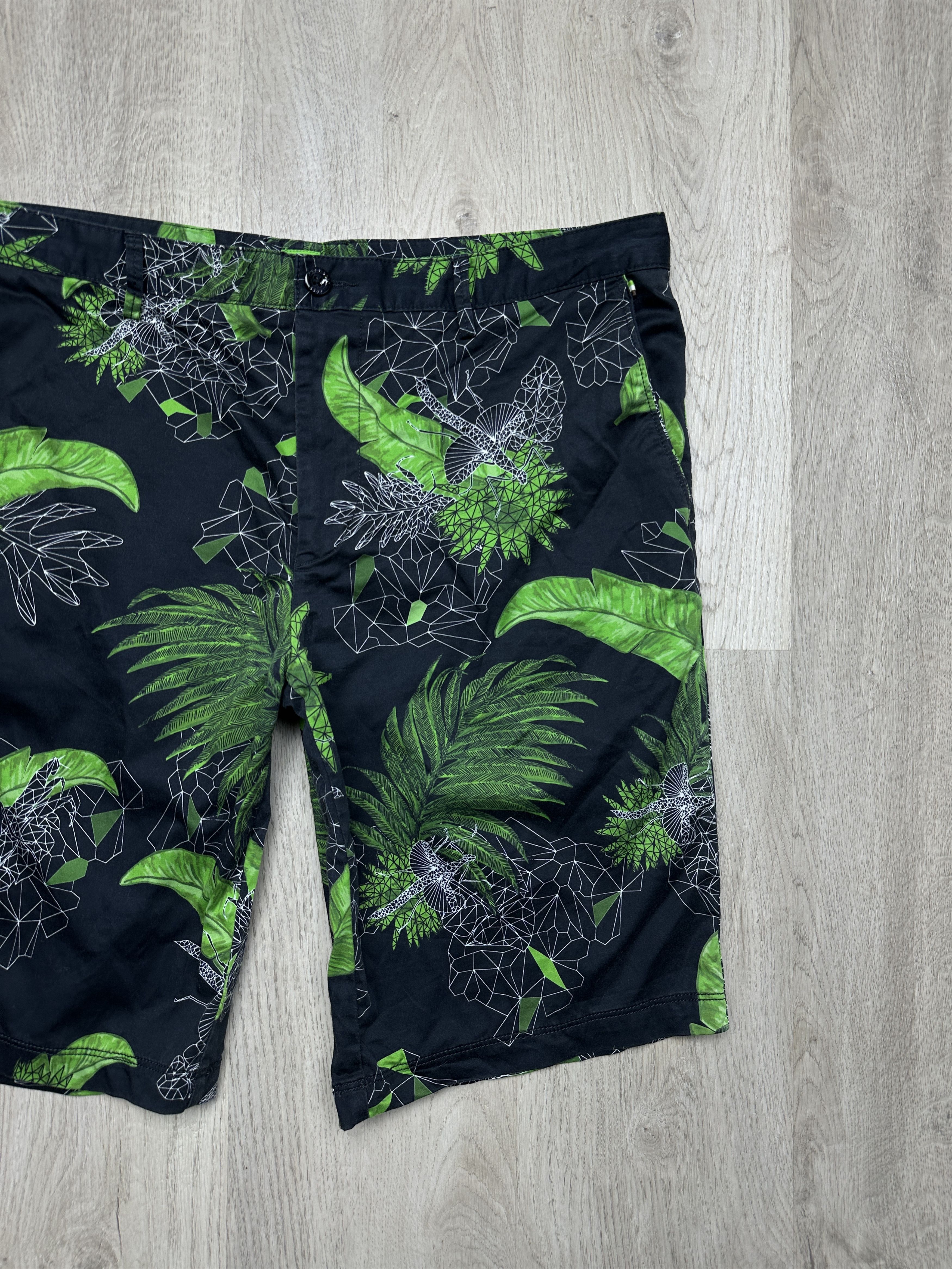 Hugo Boss Hugo Boss Vintage Mens Floral Print Chino Shorts Size US 36 / EU 52 - 2 Thumbnail