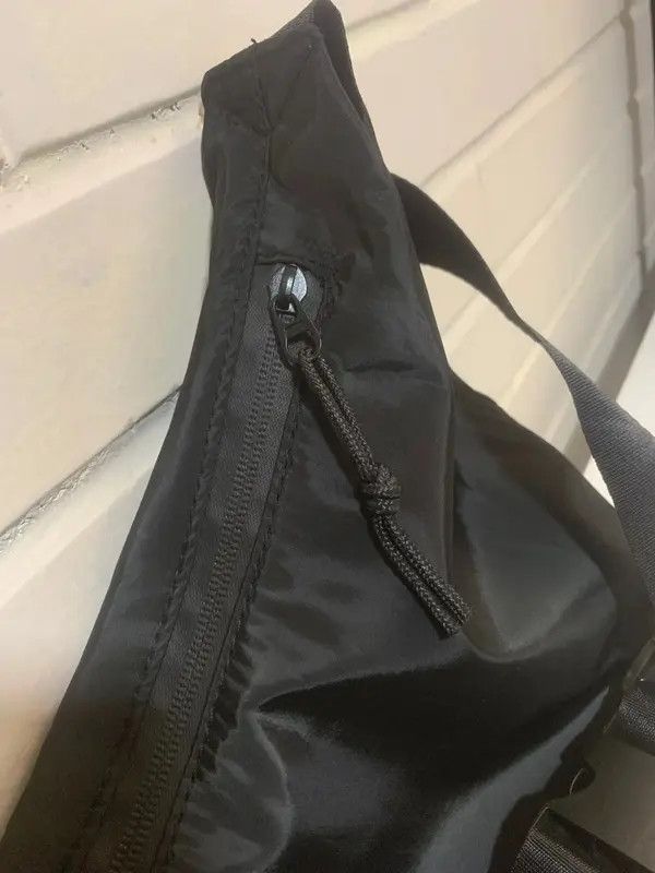 VIBE Shoulder Nylon Roomy Bag Japanese Harajuku style Zipper Size ONE SIZE - 6 Thumbnail