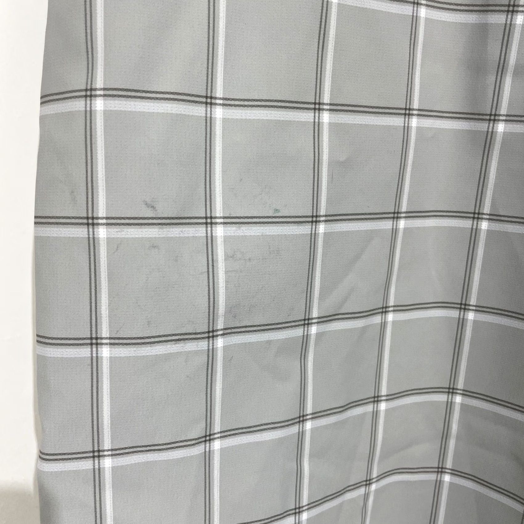 Nike Nike Golf Men’s Shorts Bermuda 35 White Grey Plaid Flat Front Dri Fit Casual Summer Spring Fall Mens Size US 35 - 6 Thumbnail