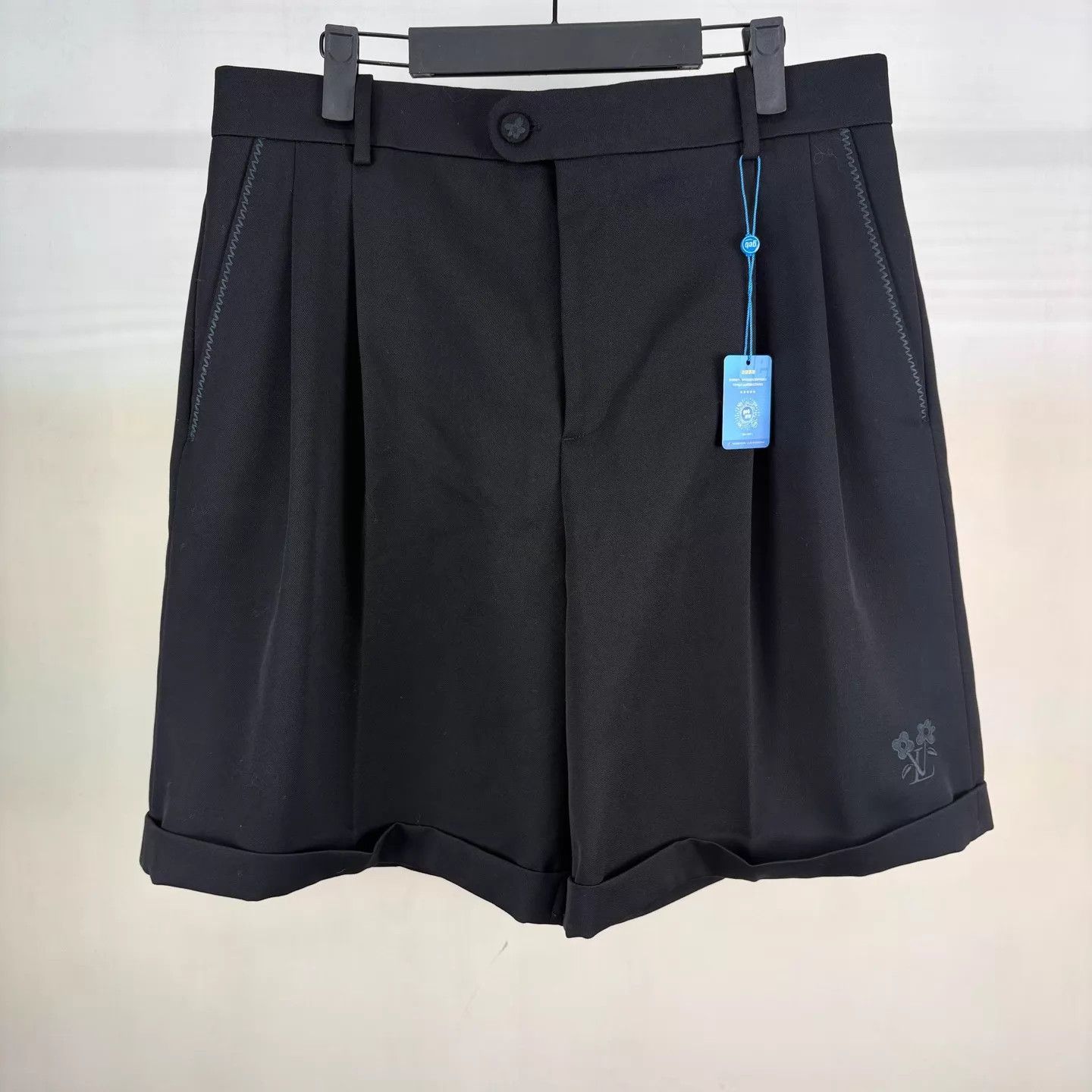Louis Vuitton Louis Vuitton x Tyler Flower Embroidered Shorts 50 Size US 34 / EU 50 - 1 Thumbnail