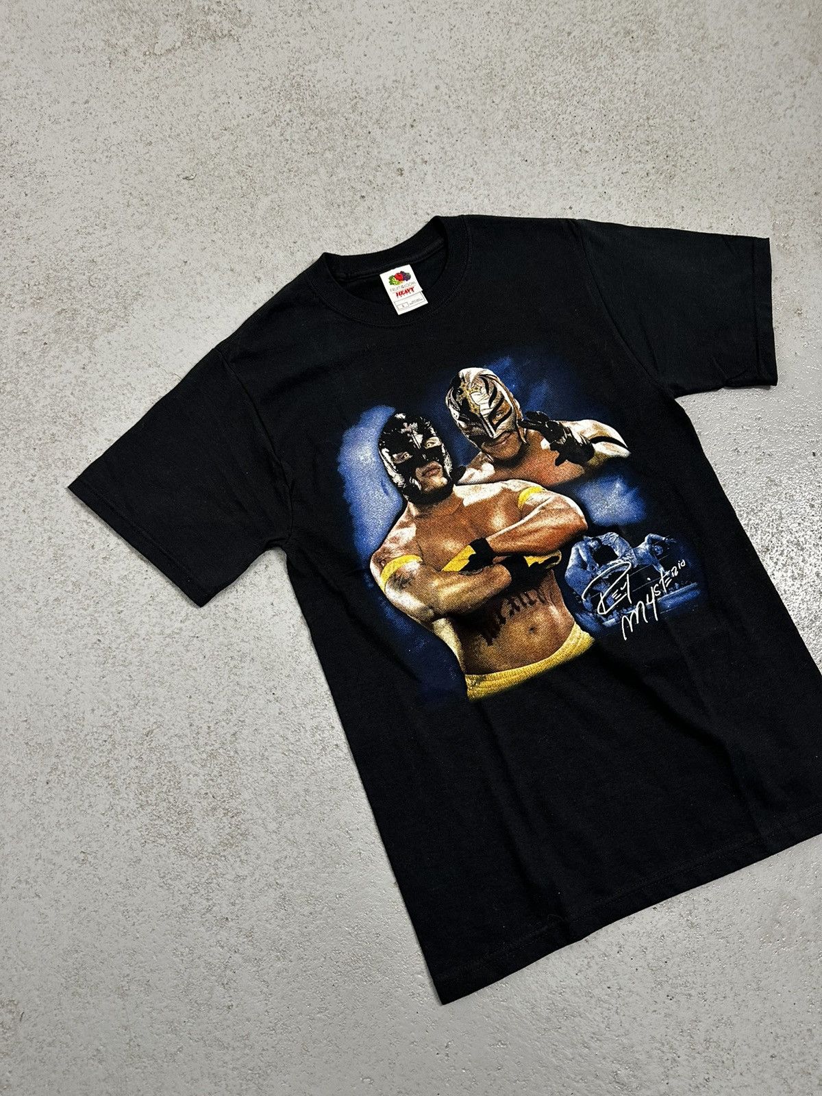 WWE Vintage 00s WWE Rey Mysterio Fruit Of The Loom T-Shirt Size US S / EU 44-46 / 1 - 2 Thumbnail