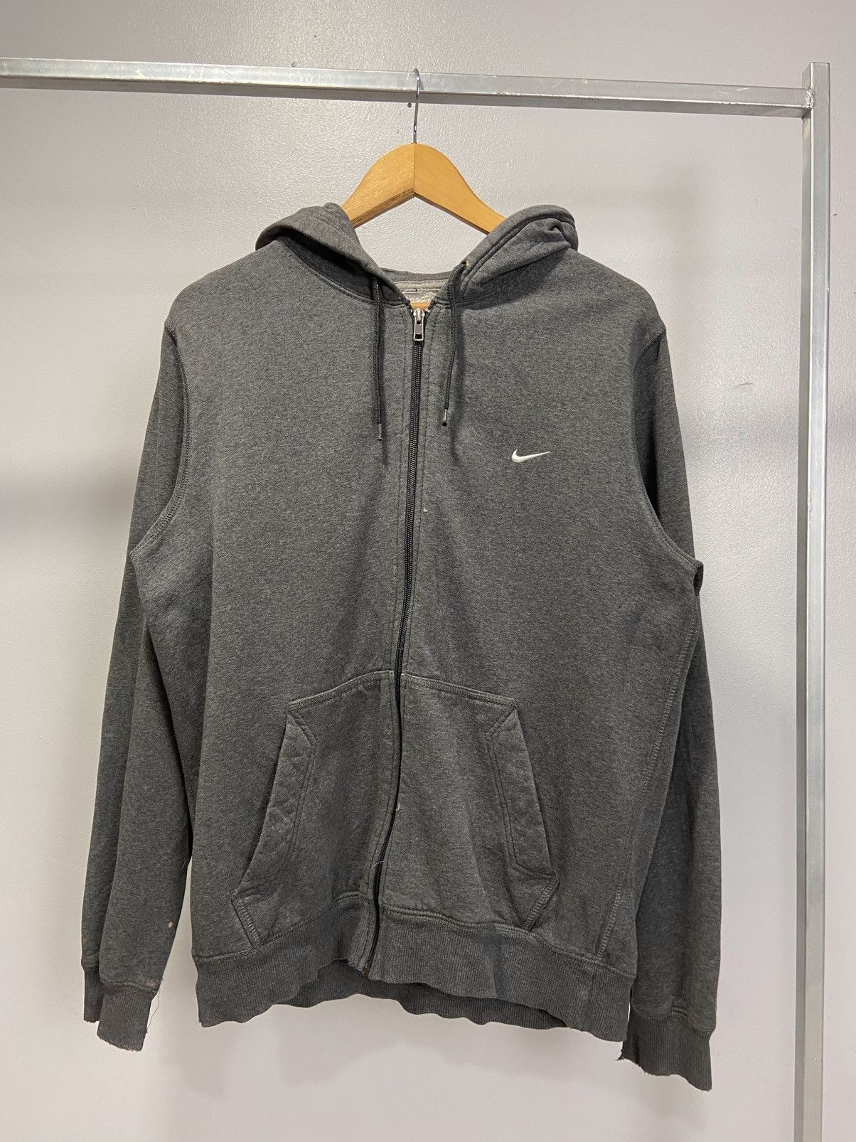 Nike Vintage Nike small logo distressed hoodie Size US M / EU 48-50 / 2 - 1 Thumbnail