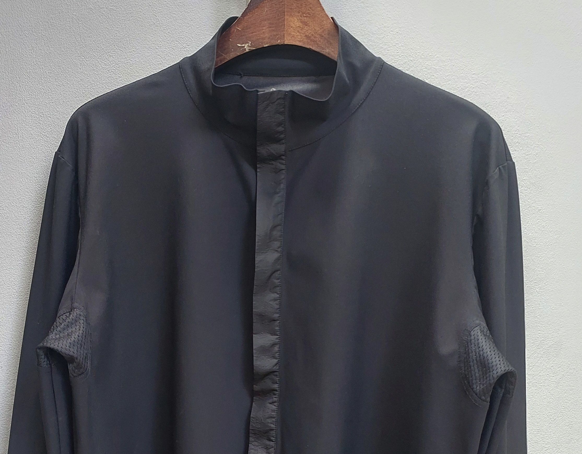 Prada Prada x Vintage Minimalist Techwear-Inspired Shirt Size US L / EU 52-54 / 3 - 7 Thumbnail