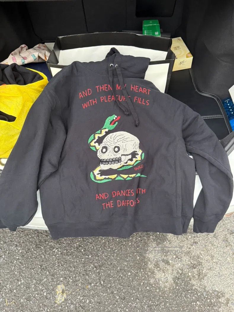 Gucci Gucci Black skull and snake hooded sweatshirt Size US M / EU 48-50 / 2 - 1 Thumbnail