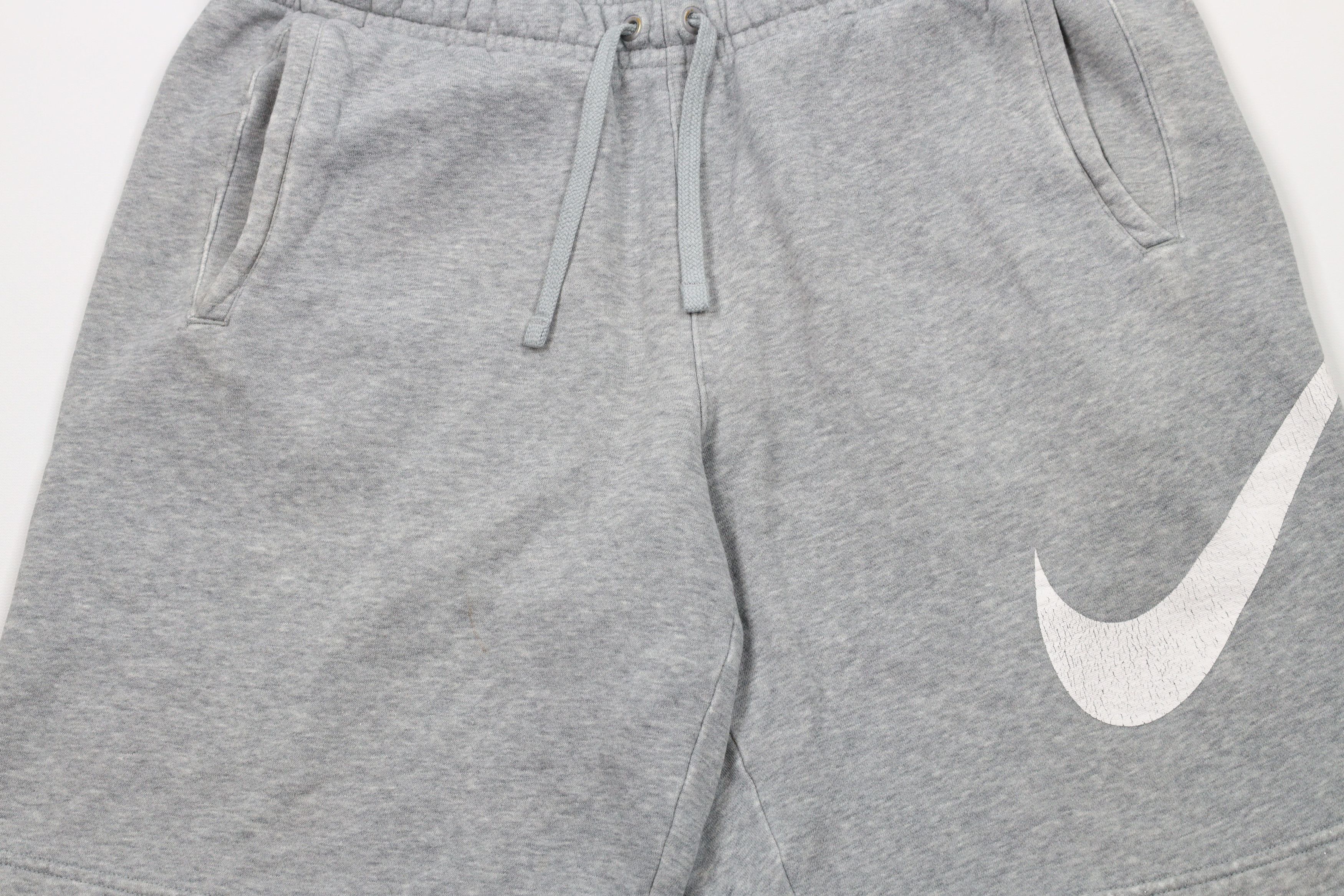 Nike × Vintage Vintage Nike Big Swoosh Logo Above Knee Sweatpants Shorts Size US 32 / EU 48 - 3 Thumbnail