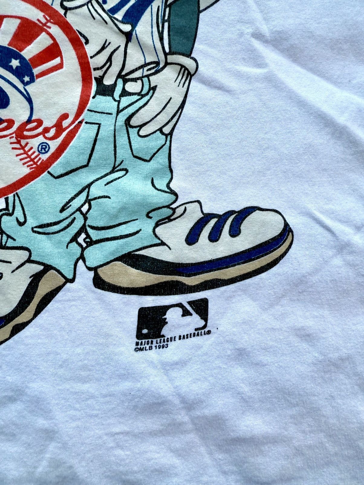 Changes RARE VTG NY Yankees Looney Tunes Taz Devil Bugs Bunny 1993 Size US L / EU 52-54 / 3 - 3 Thumbnail