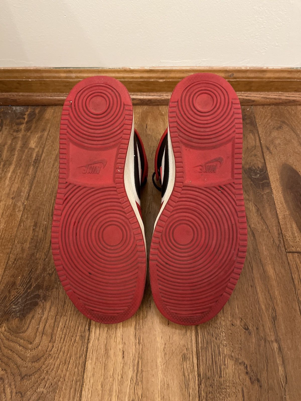 Jordan Brand × Nike Jordan 1 KO Chicago Size US 9.5 / EU 42-43 - 6 Thumbnail