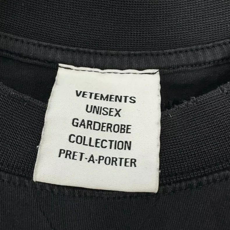 Vetements Vetements Vetteman lying flat slogan water-washed black sh Size US XS / EU 42 / 0 - 3 Thumbnail