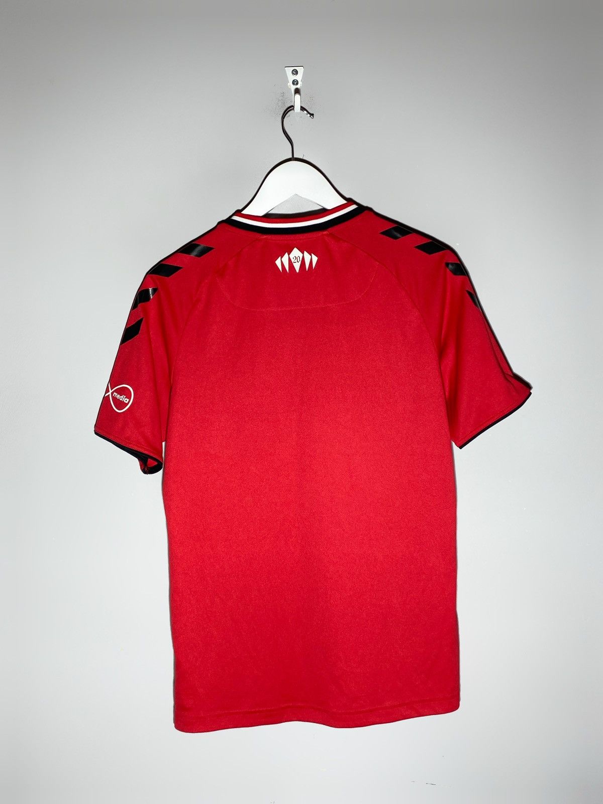 Hummel Southampton 2021/22 Home Football Soccer Jersey Size US S / EU 44-46 / 1 - 2 Thumbnail