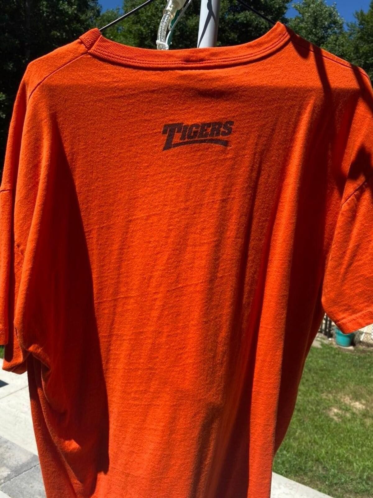 Russell Athletic NCAA Auburn Tigers Football Tommy Tuberville Shirt Size L Size US L / EU 52-54 / 3 - 2 Thumbnail