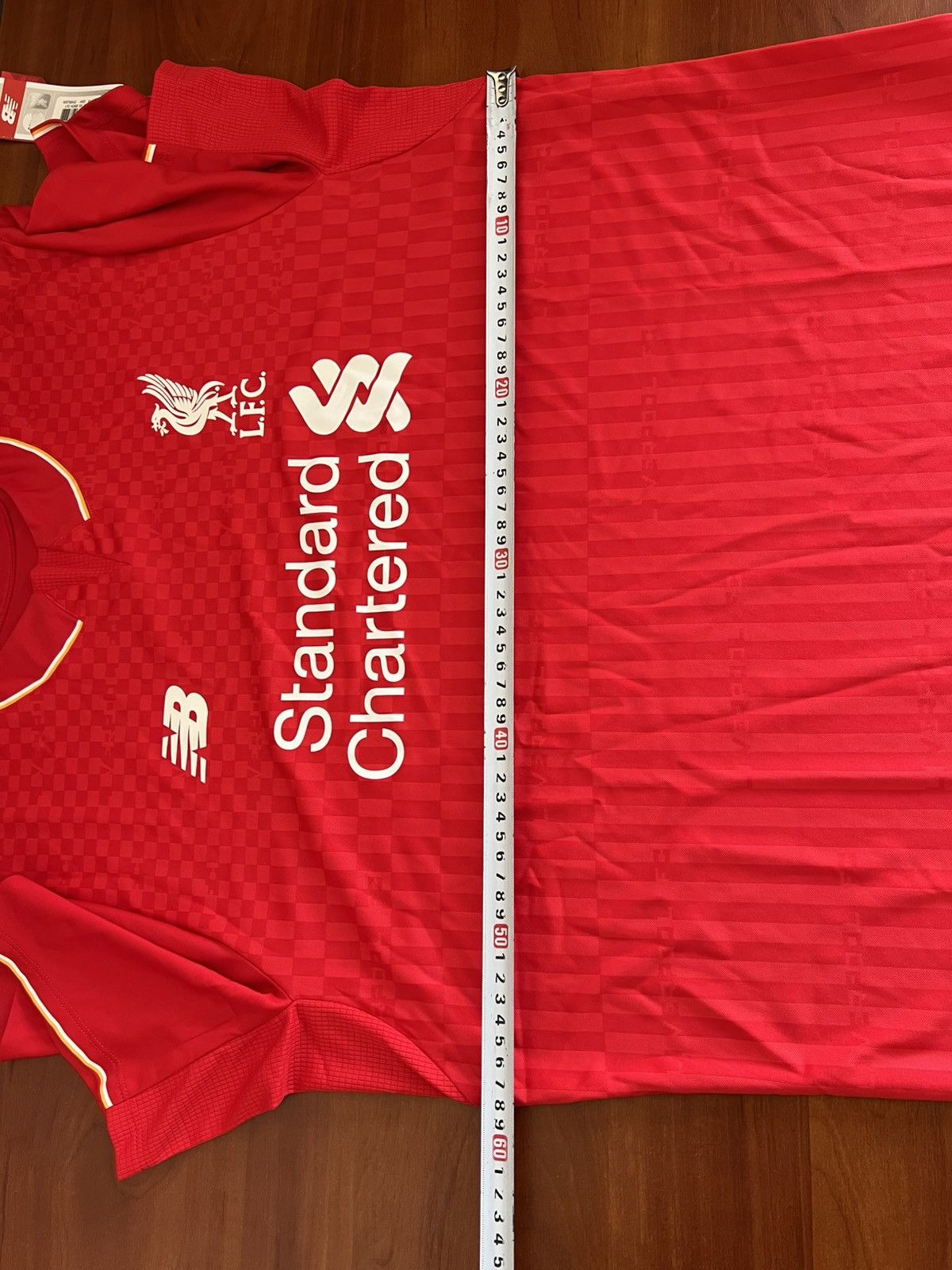 New Balance NWT LIVERPOOL FC HOME SOCCER JERSEY FOOTBALL SHIRT XL Size US XL / EU 56 / 4 - 14 Thumbnail