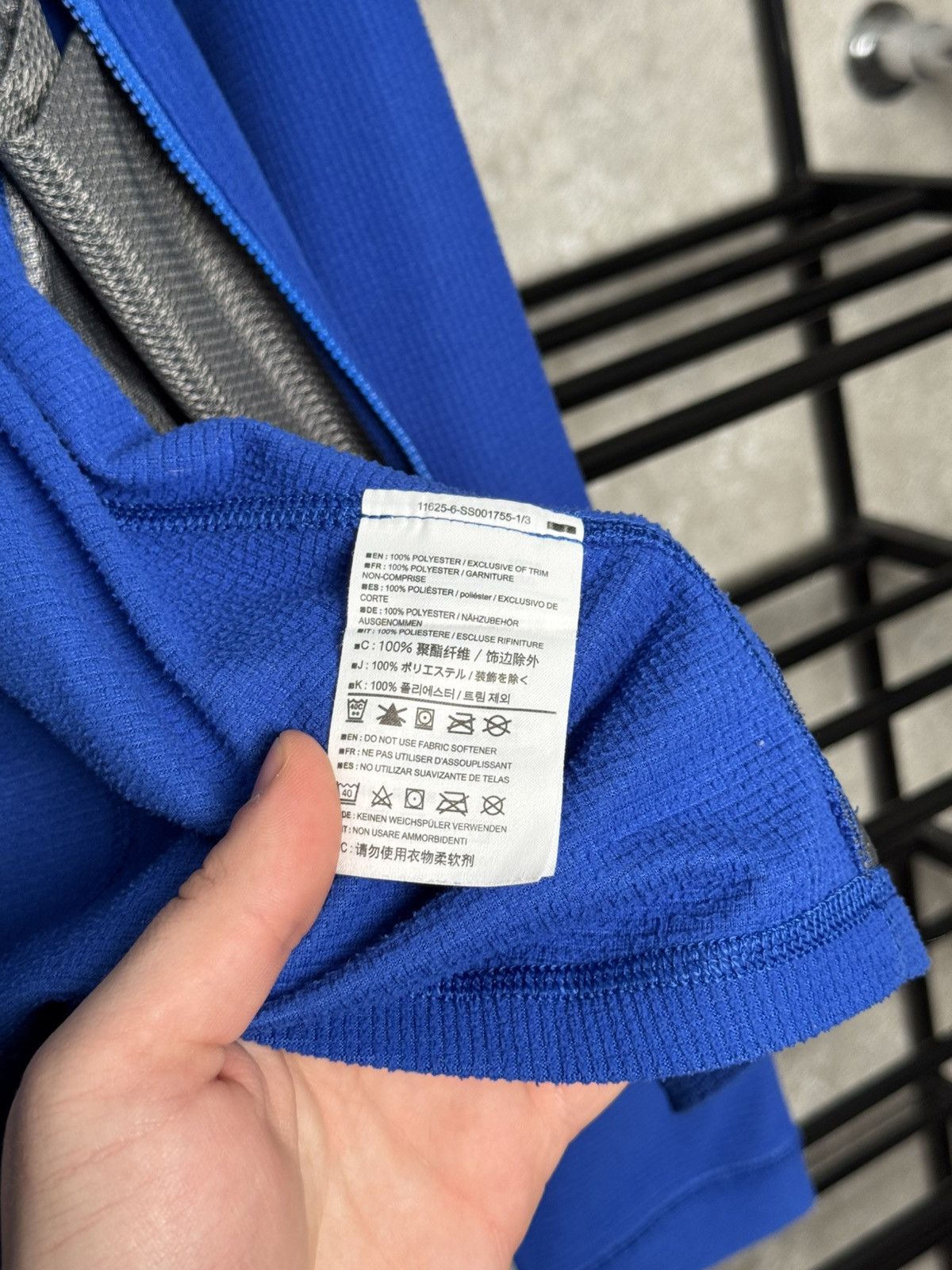 Arc'teryx Rare Arc’teryx flecce Size M / US 6-8 / IT 42-44 - 8 Thumbnail