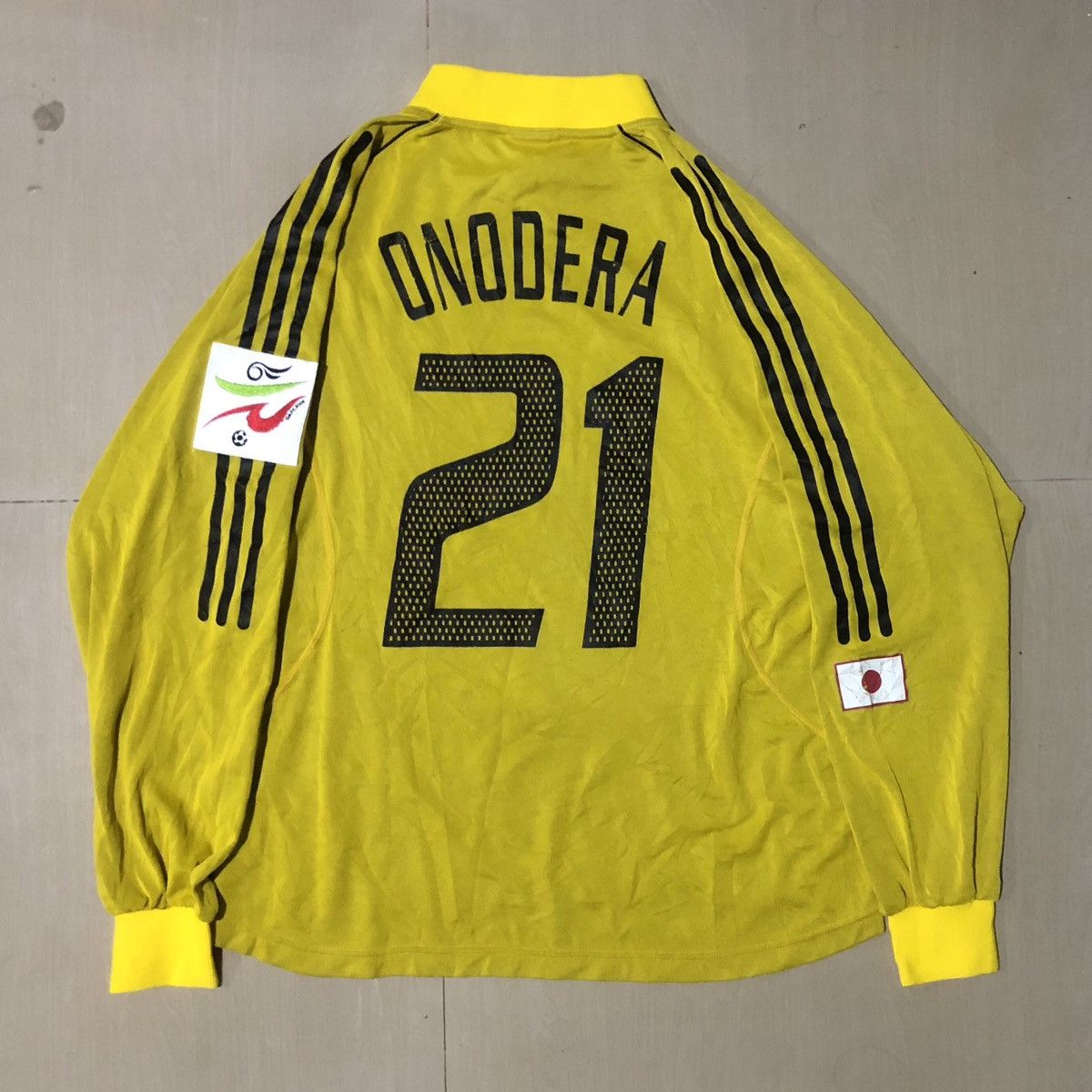 Adidas adidas Japan National Team Goalkeeper Uniform away 2002 Size US L / EU 52-54 / 3 - 2 Thumbnail
