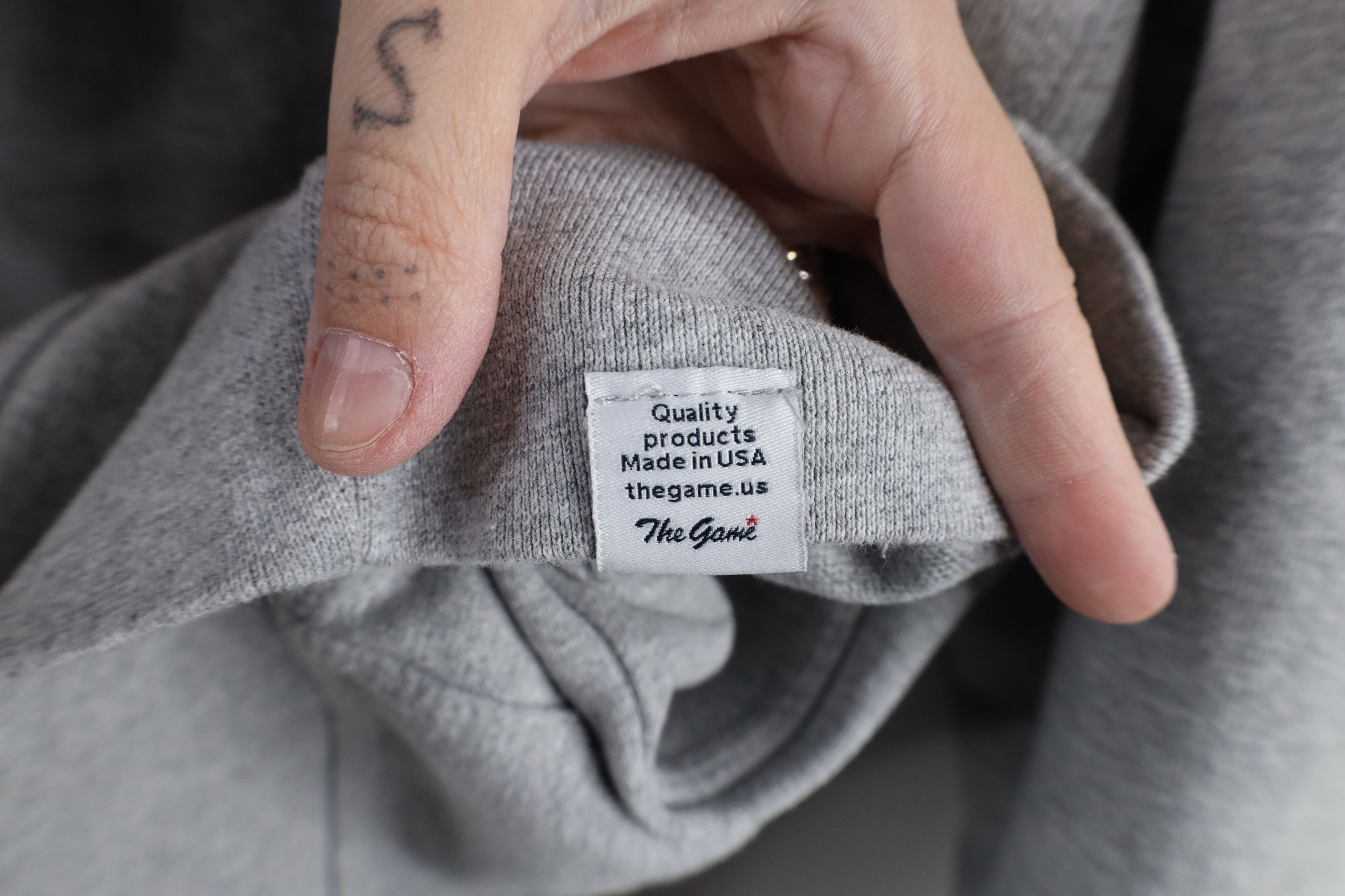 Vintage Vintage 90s The Game Hoodie Sweatshirt Heather Gray USA Size US M / EU 48-50 / 2 - 9 Thumbnail