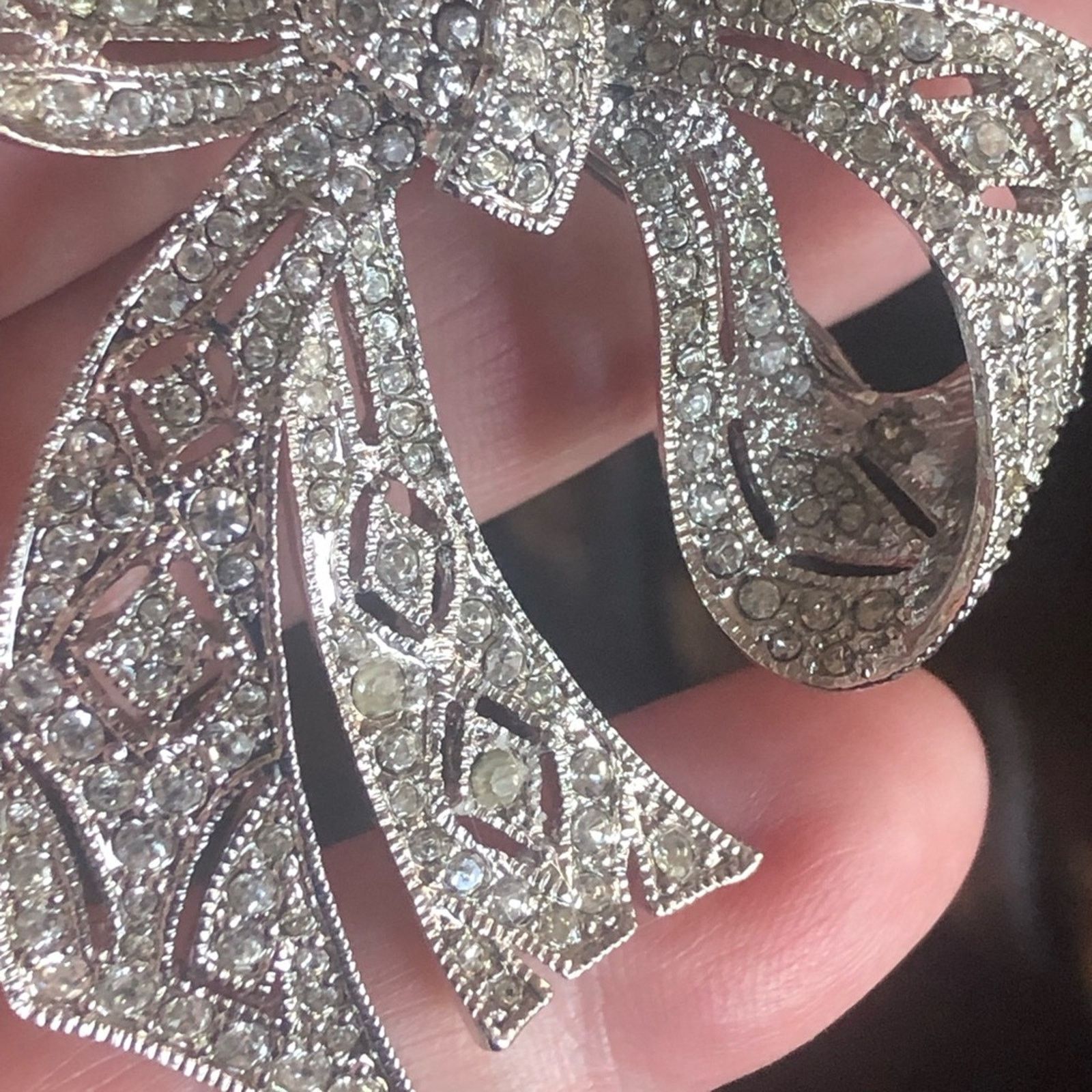 Kenneth Jay Lane Vintage art deco Kenneth Jay Lane rhinestone bow brooch pin Size ONE SIZE - 8 Thumbnail