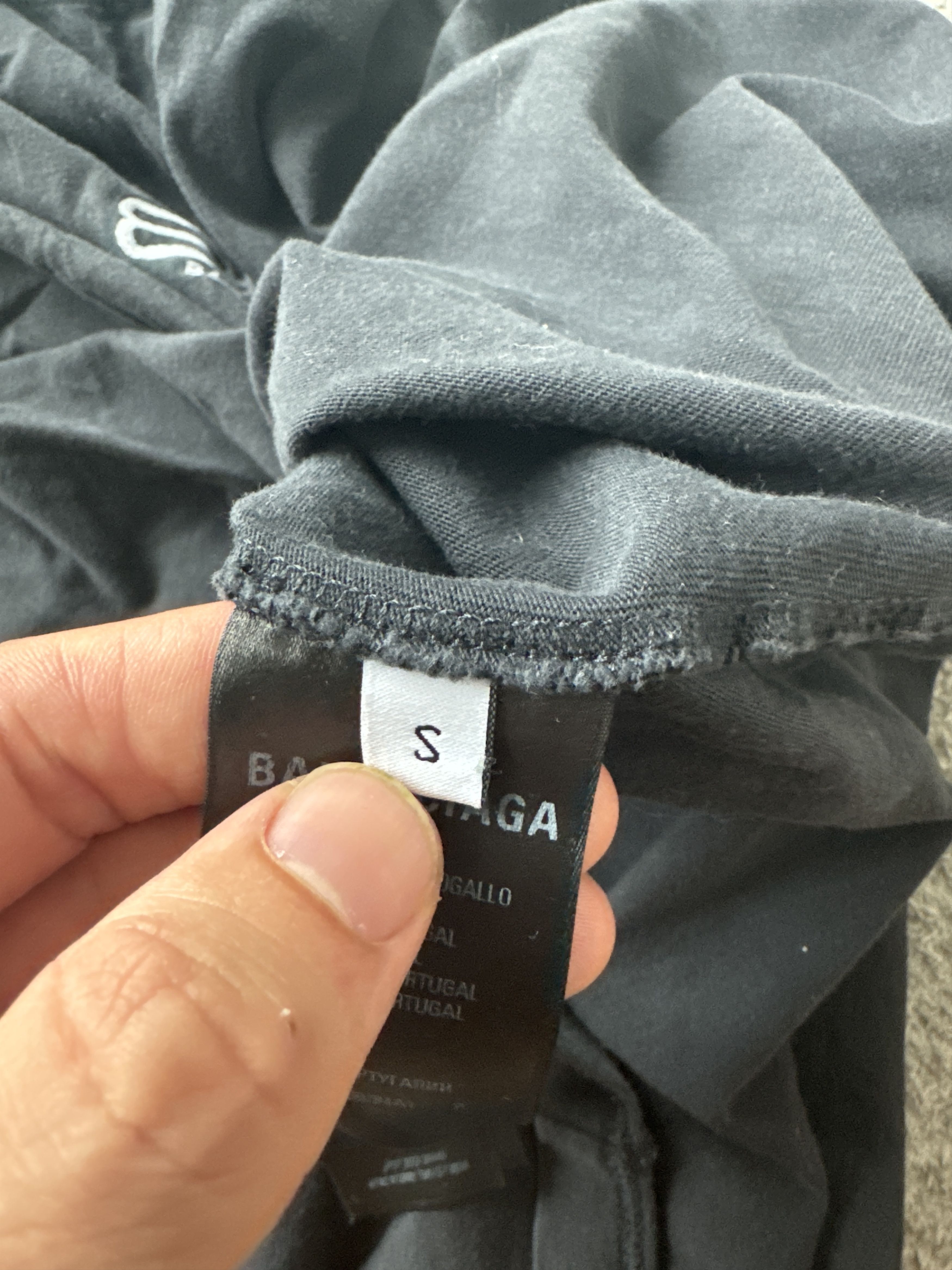 Balenciaga Balenciaga Tee Size US S / EU 44-46 / 1 - 6 Thumbnail