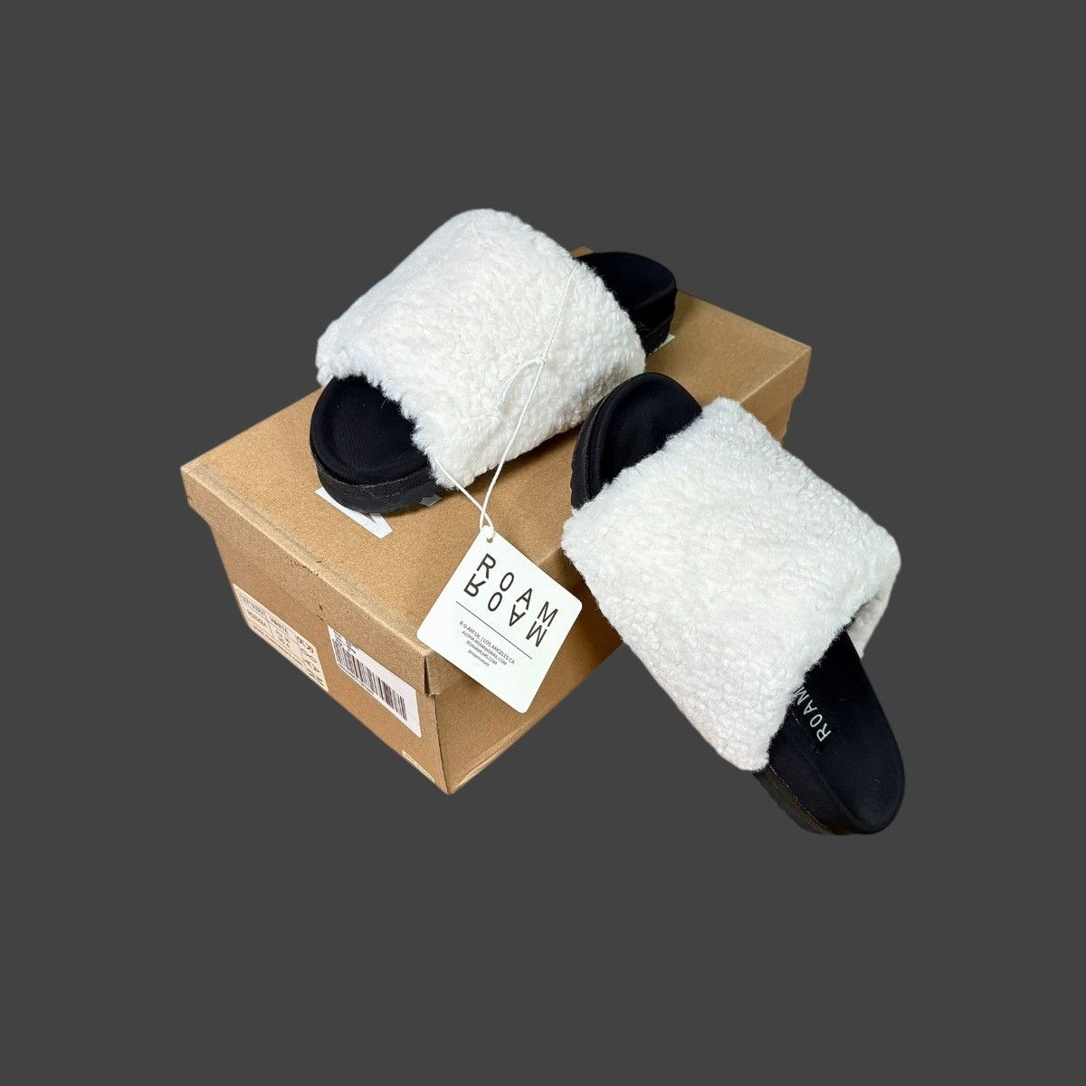 Other Roam Black Fuzzy Slide Sandals Faux White Fur Sz 5.5 -6 Size US 5.5 / IT 35.5 - 1 Thumbnail