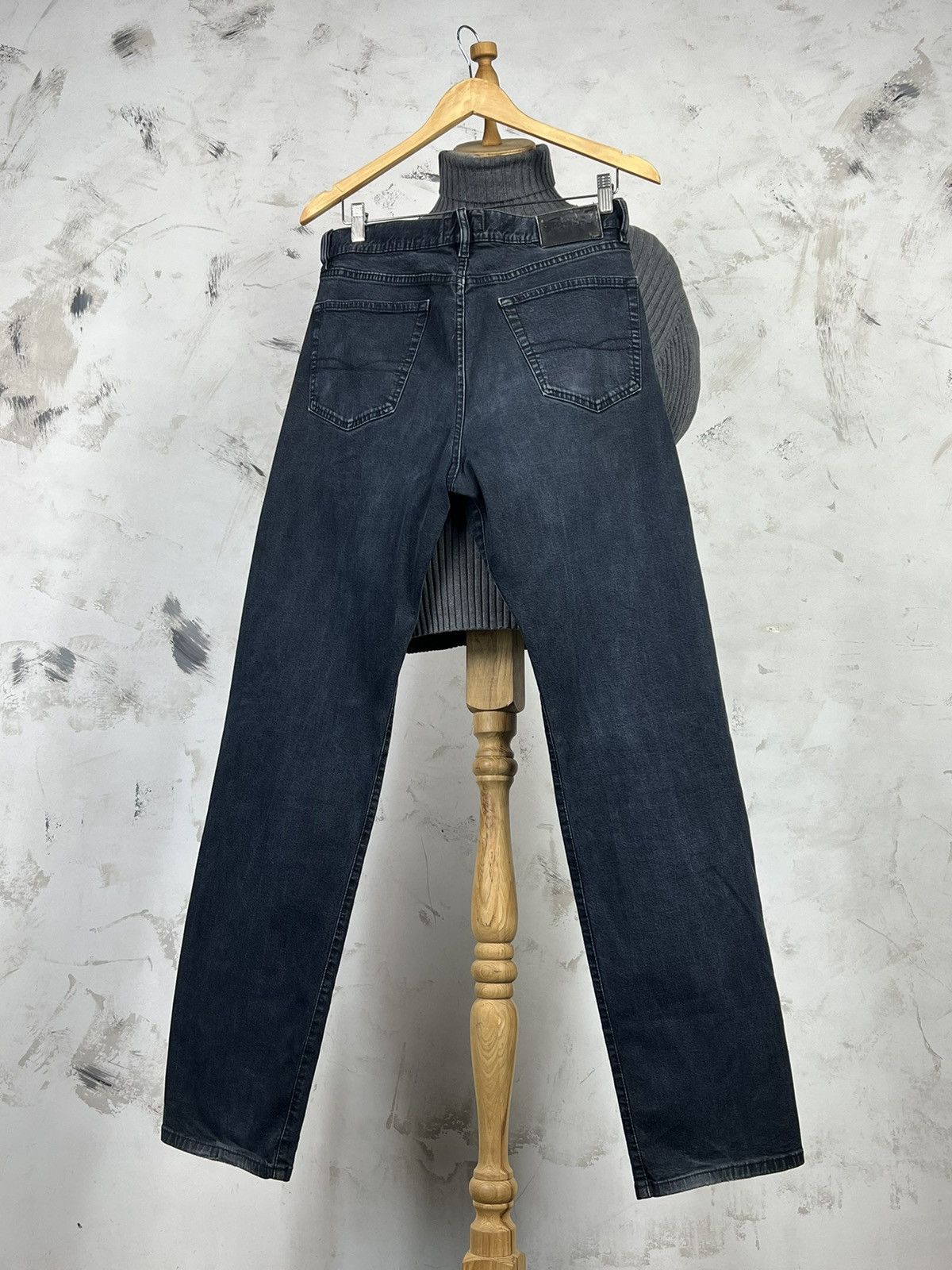 Hugo Boss Vintage Hugo Boss Stretch Denim Jeans Size 32 Size US 32 / EU 48 - 11 Thumbnail