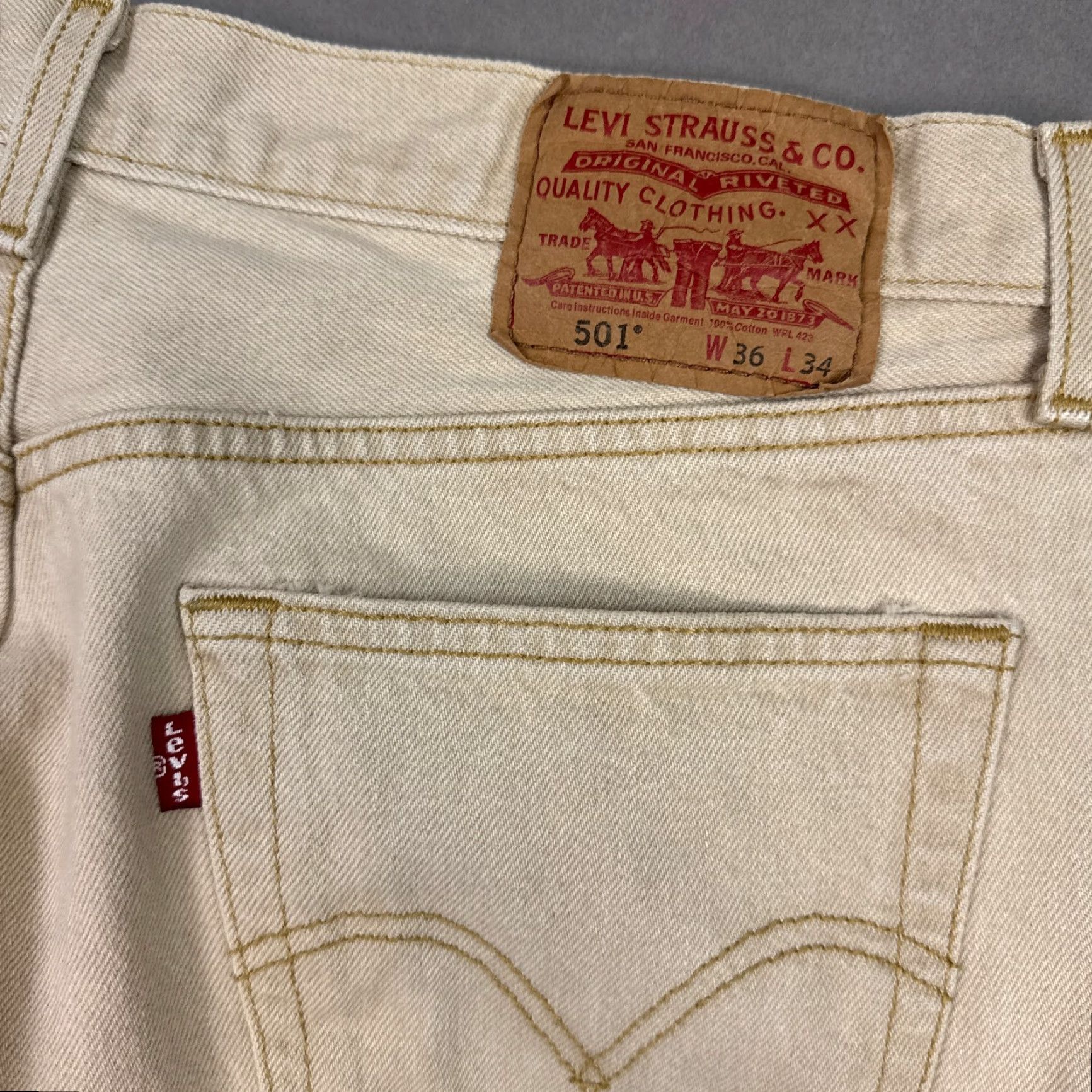 Levi's Levi's 501 Jeans Mens 36x34 Beige Denim Pants Button Fly Work Chore Jeans Size US 36 / EU 52 - 6 Thumbnail