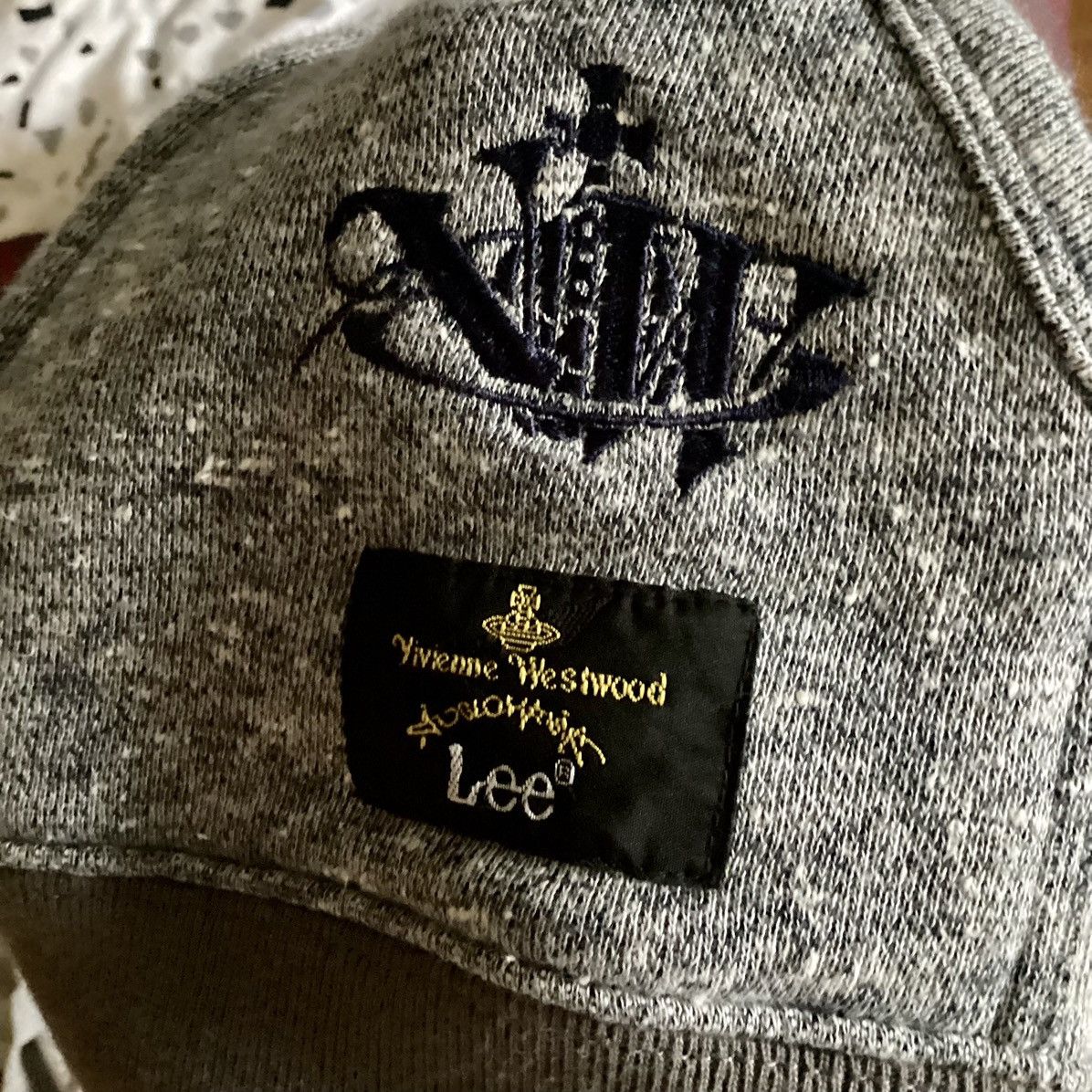Lee × Vivienne Westwood Vivienne Westwood x Lee, Anglomania, grey star raglan hoodie Size US M / EU 48-50 / 2 - 5 Thumbnail