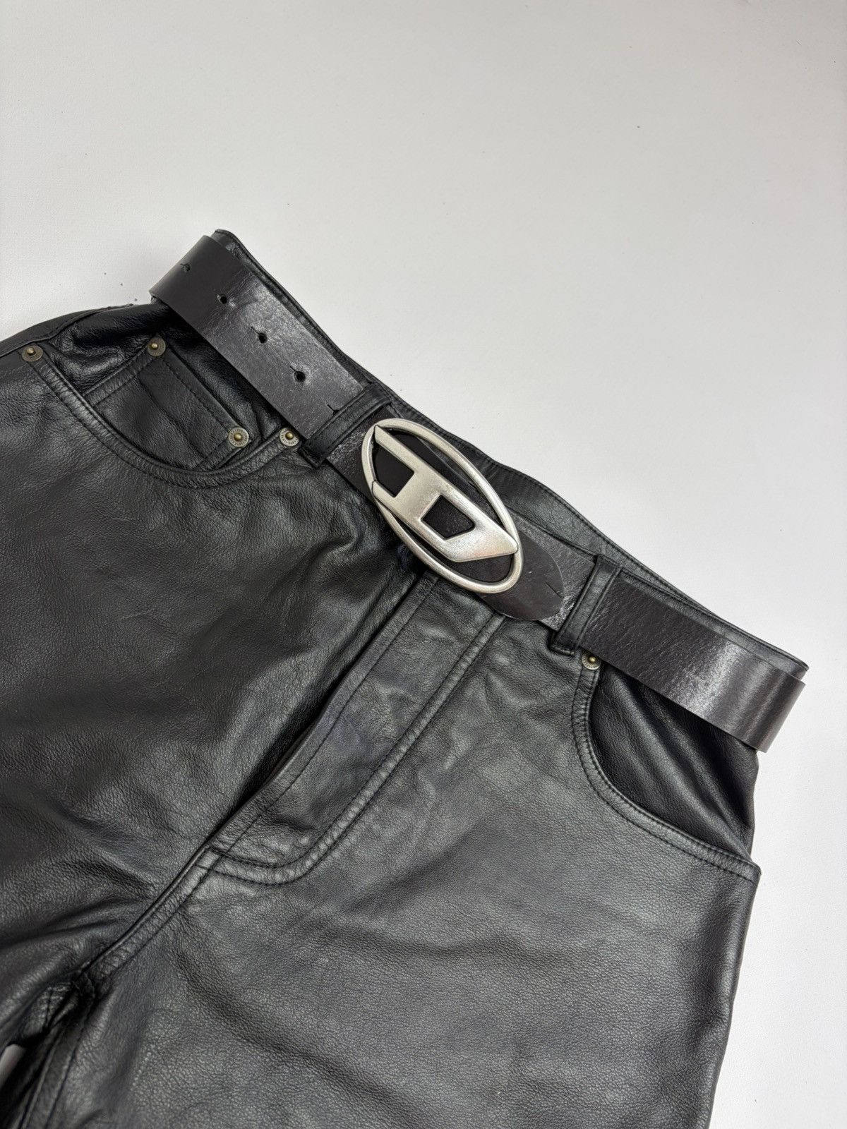 Diesel Vintage Diesel Oval Logo Y2K Archive Leather Belt Buckle Size ONE SIZE - 11 Thumbnail
