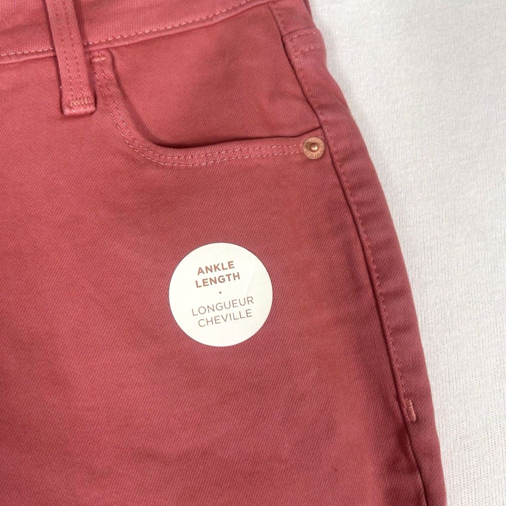 Old Navy Old Navy Womens Skinny Jeans Rockstar Mid Rise Pink NWT 2 RockStar Denim Slim Pocket 5-Pocket Fit Size 26" / US 2 / IT 38 - 2 Thumbnail
