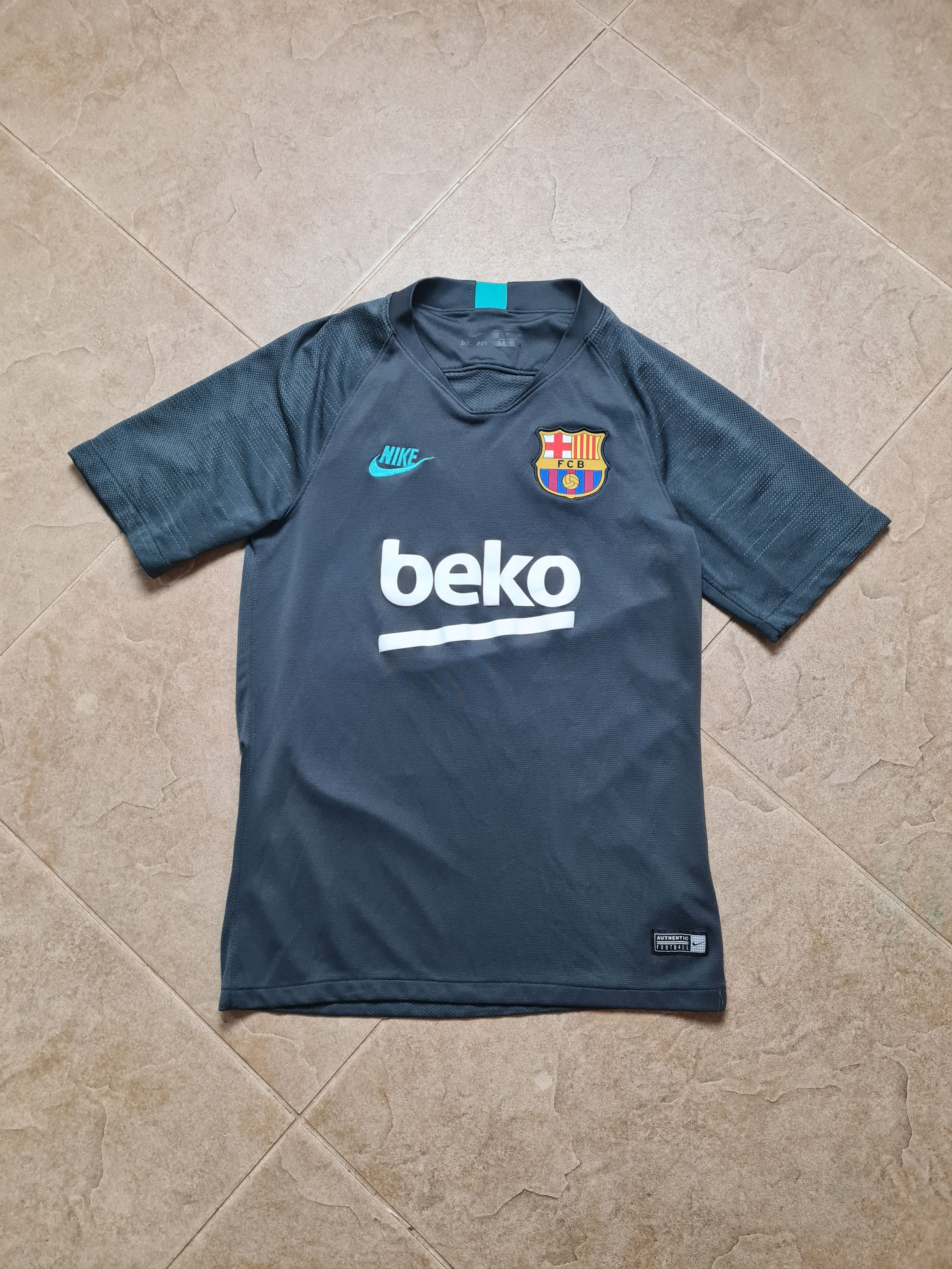 Nike Jersey Barcelona 2019-2020 Training Soccer T shirt Nike Size US XXS / EU 40 - 2 Thumbnail