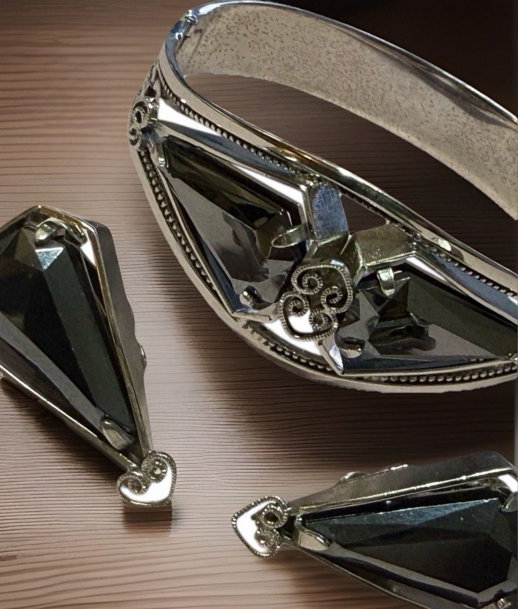 Vintage VTG 50s Whiting & Davis Silver Tone Hematite Bangle Bracelet Size ONE SIZE - 7 Thumbnail