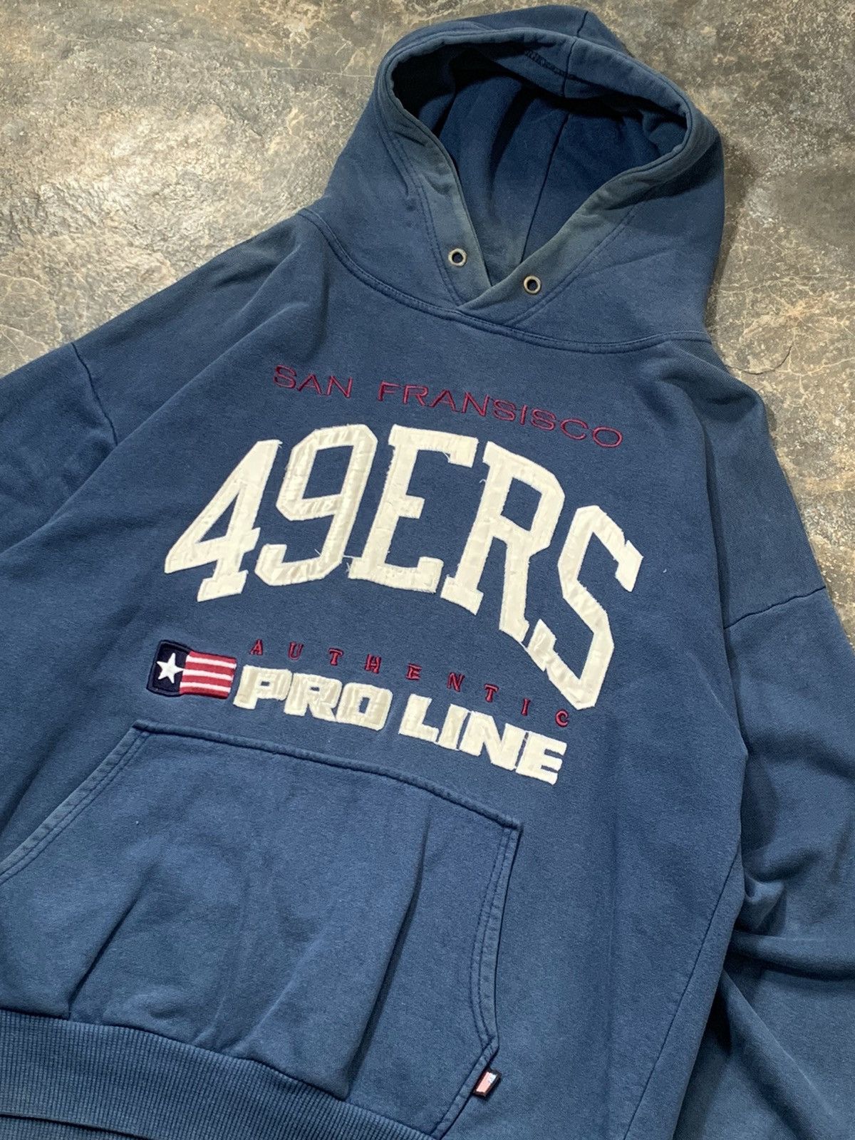NFL × Vintage Vintage faded 49ers patches hoodie Size US XXL / EU 58 / 5 - 2 Thumbnail