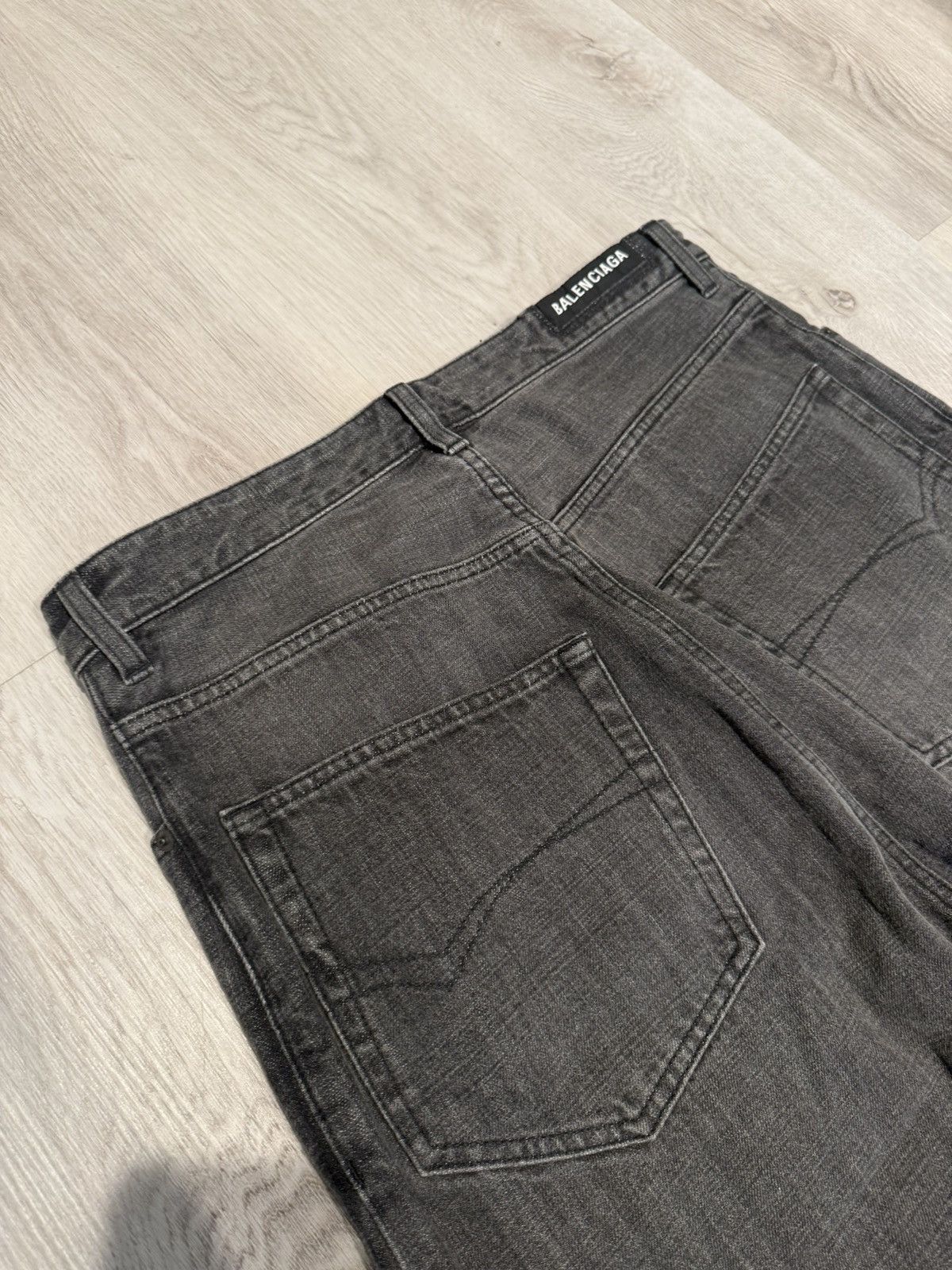 Balenciaga s/s 2023 baggy wide leg denim!! Size US 32 / EU 48 - 5 Thumbnail