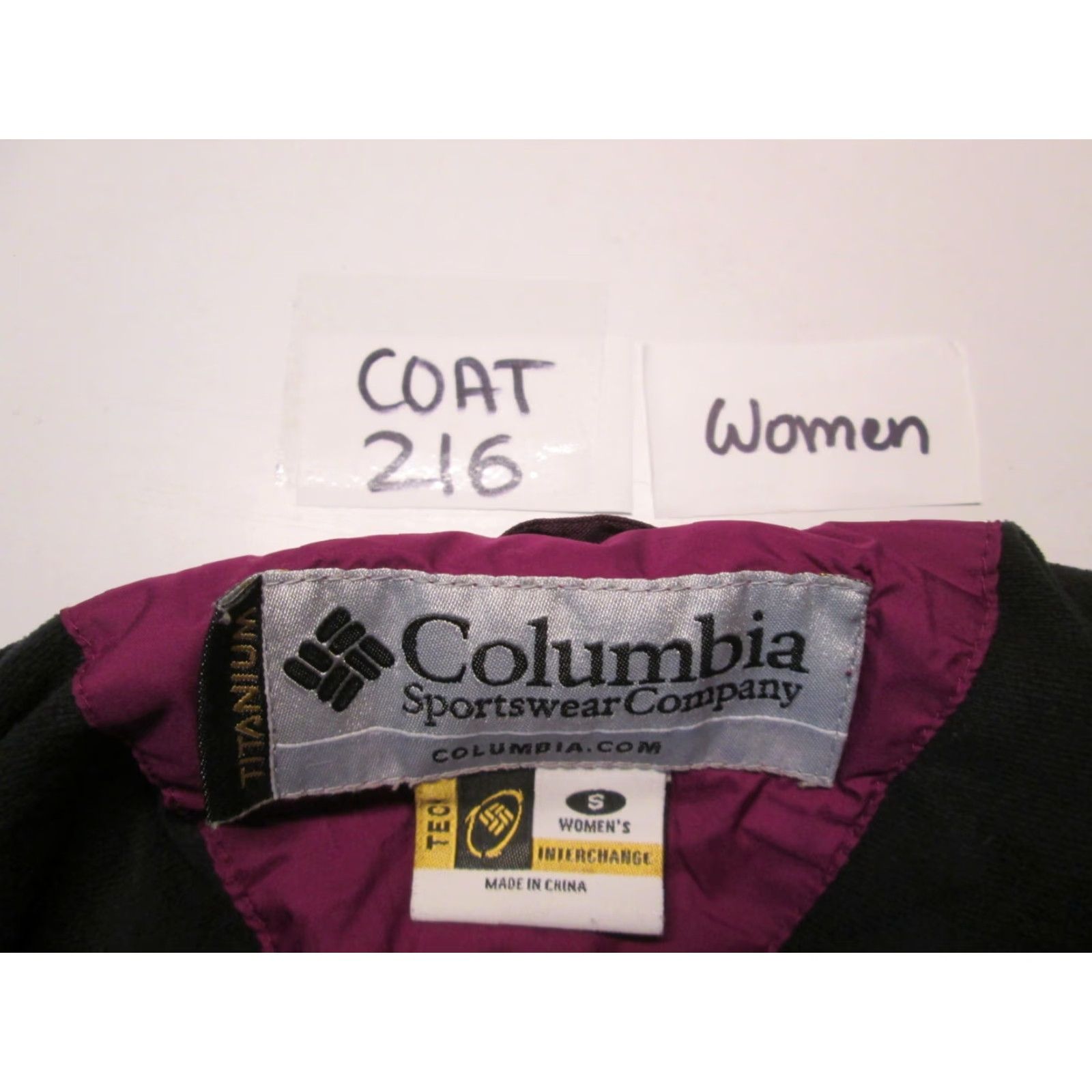 Vintage Columbia Womens Windbreaker Jacket Fuchsia Size S Zip Pockets Solid Long Sleeve Outerwear Jacket Size S / US 4 / IT 40 - 7 Thumbnail