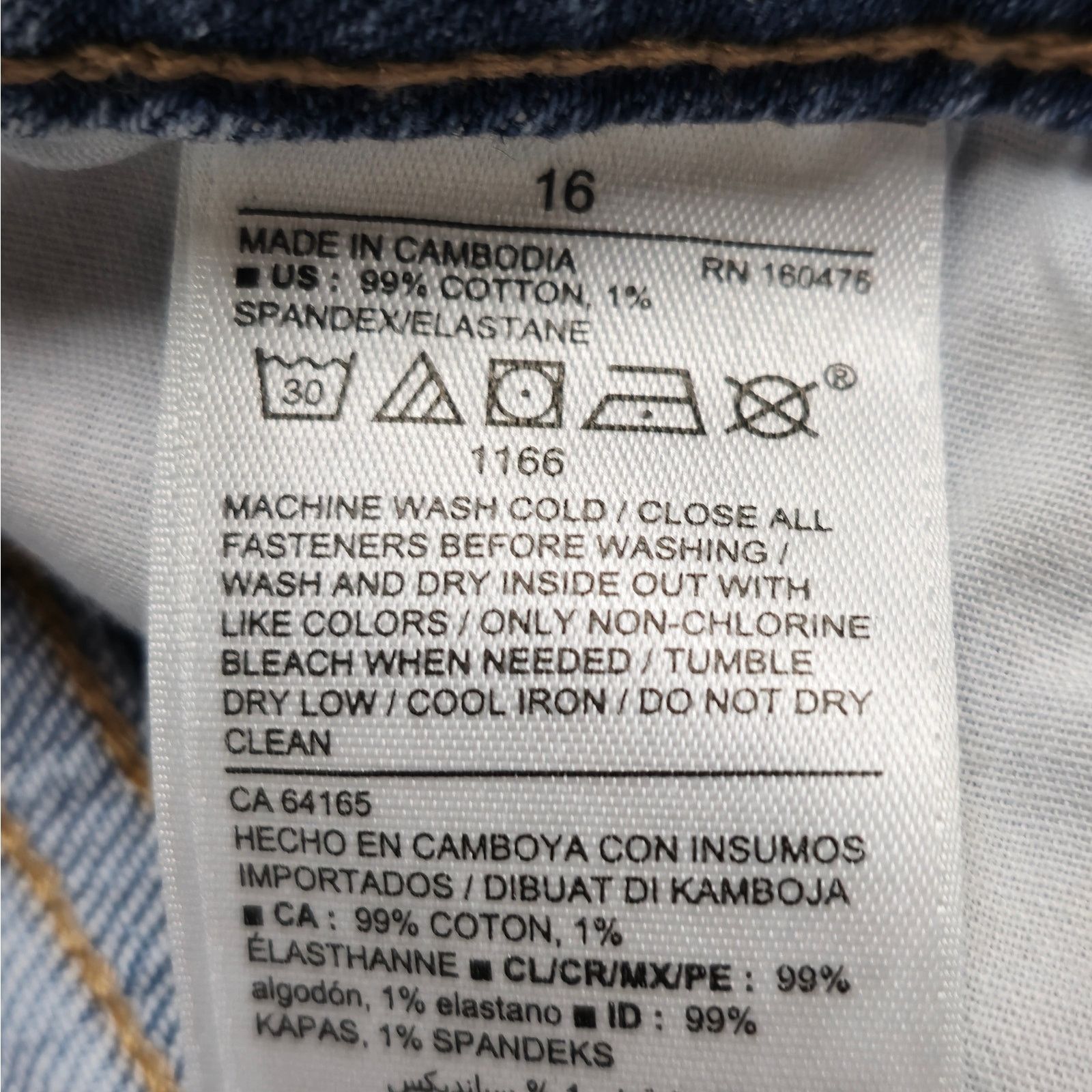 Old Navy Old Navy 16 High Rise Button Fly Cuffed Denim Shorts Size 38" / US 16 / IT 52 - 9 Thumbnail