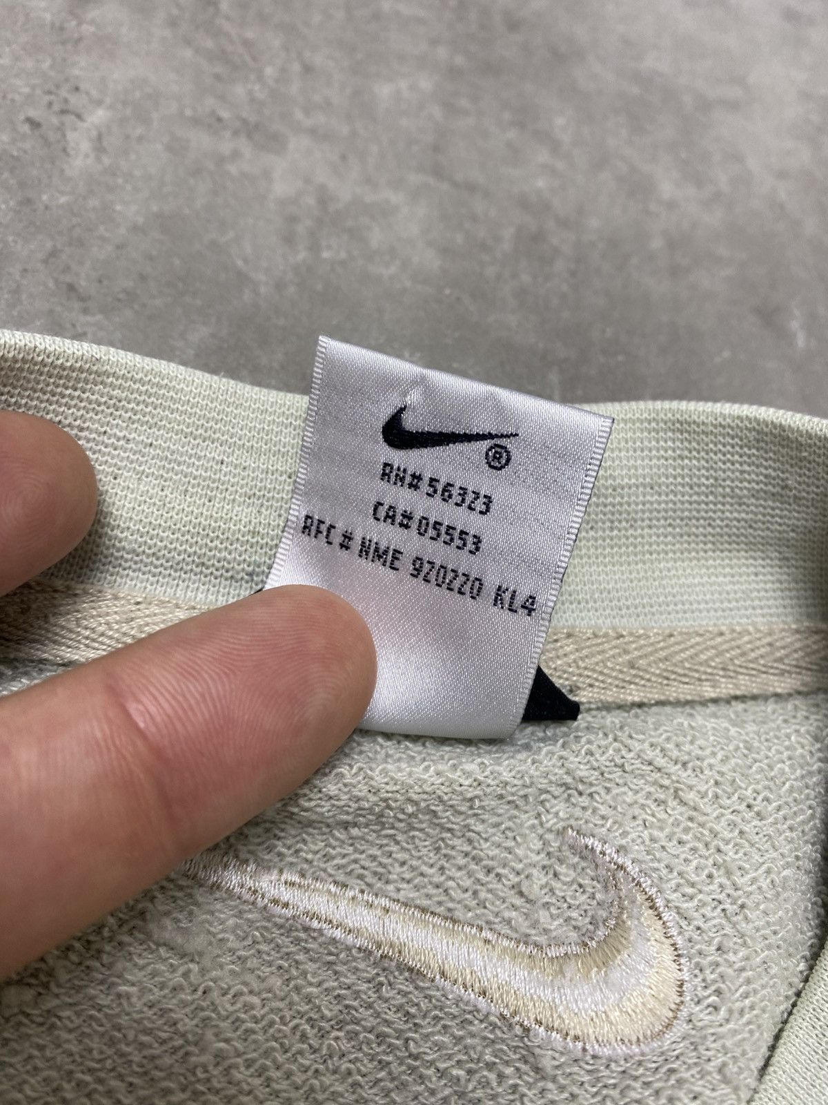 Nike Nike vintage 90’s sweatshirt Size US M / EU 48-50 / 2 - 13 Thumbnail