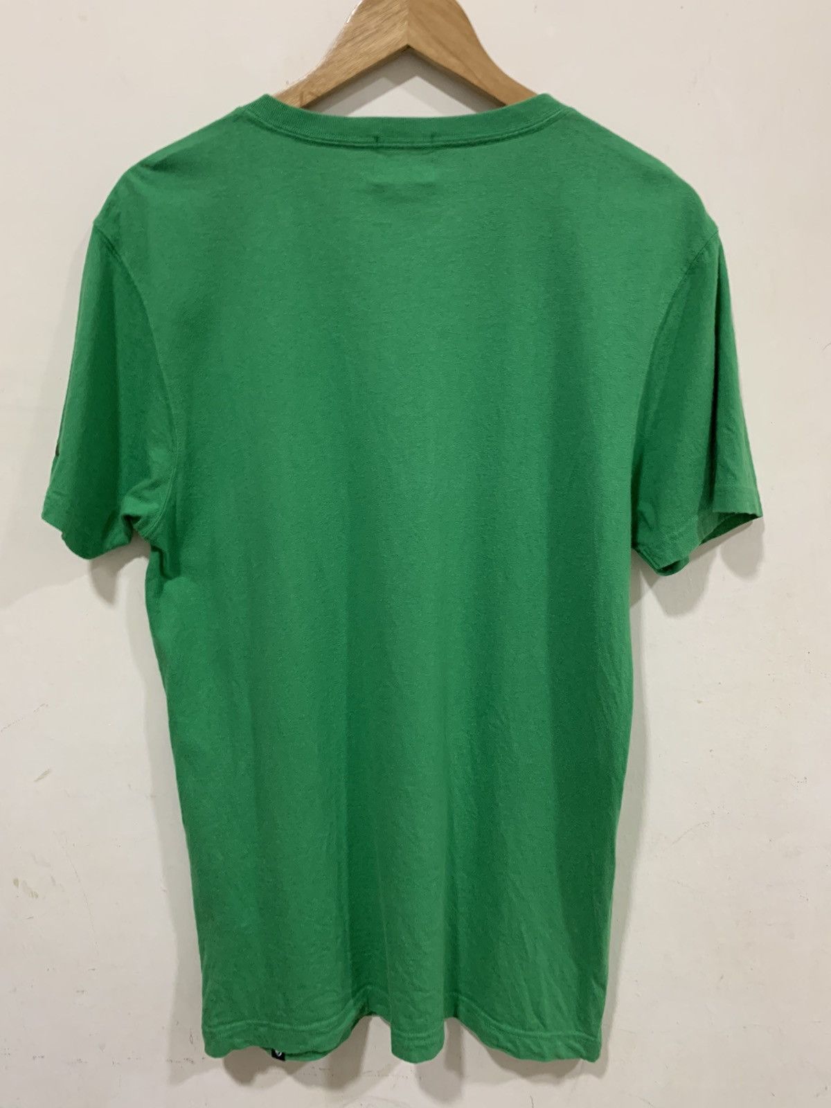 Quiksilver Y2K Quiksilver Japan Surfing V Neck Tshirt Size US L / EU 52-54 / 3 - 9 Thumbnail