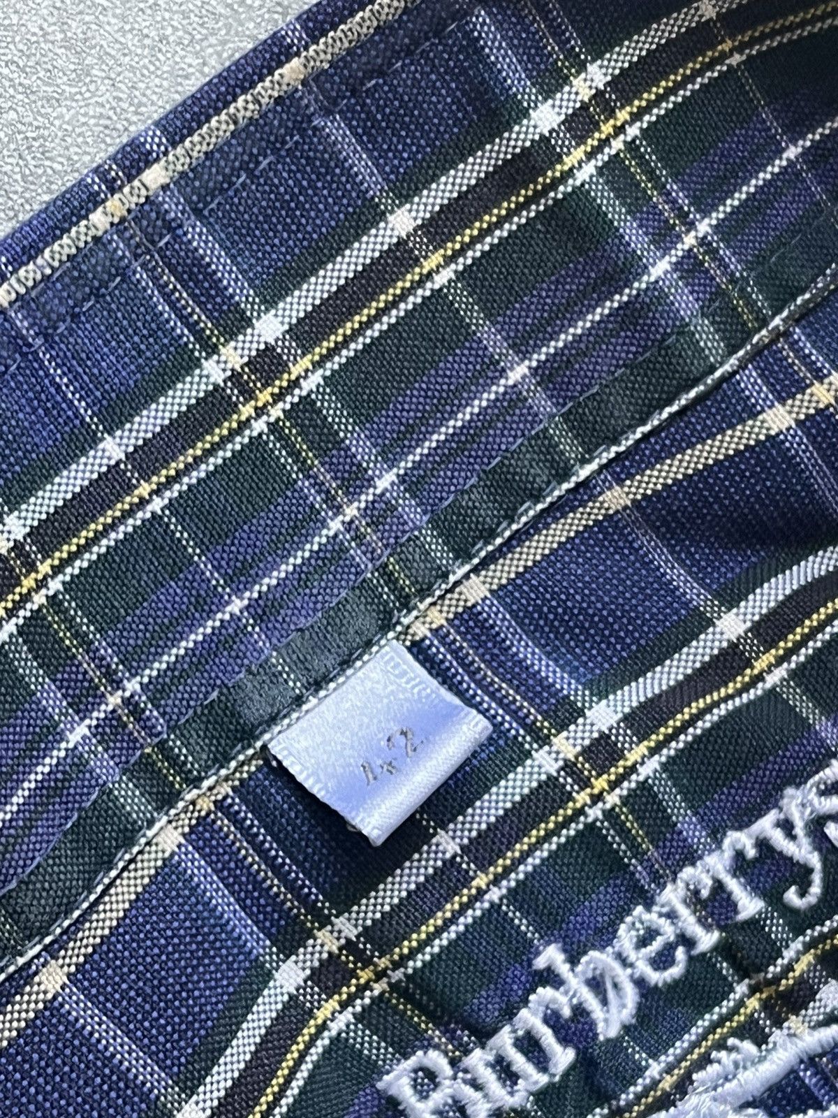 Burberry Vintage Burberry’s Old Money Style Button up shirt Size US XL / EU 56 / 4 - 6 Thumbnail