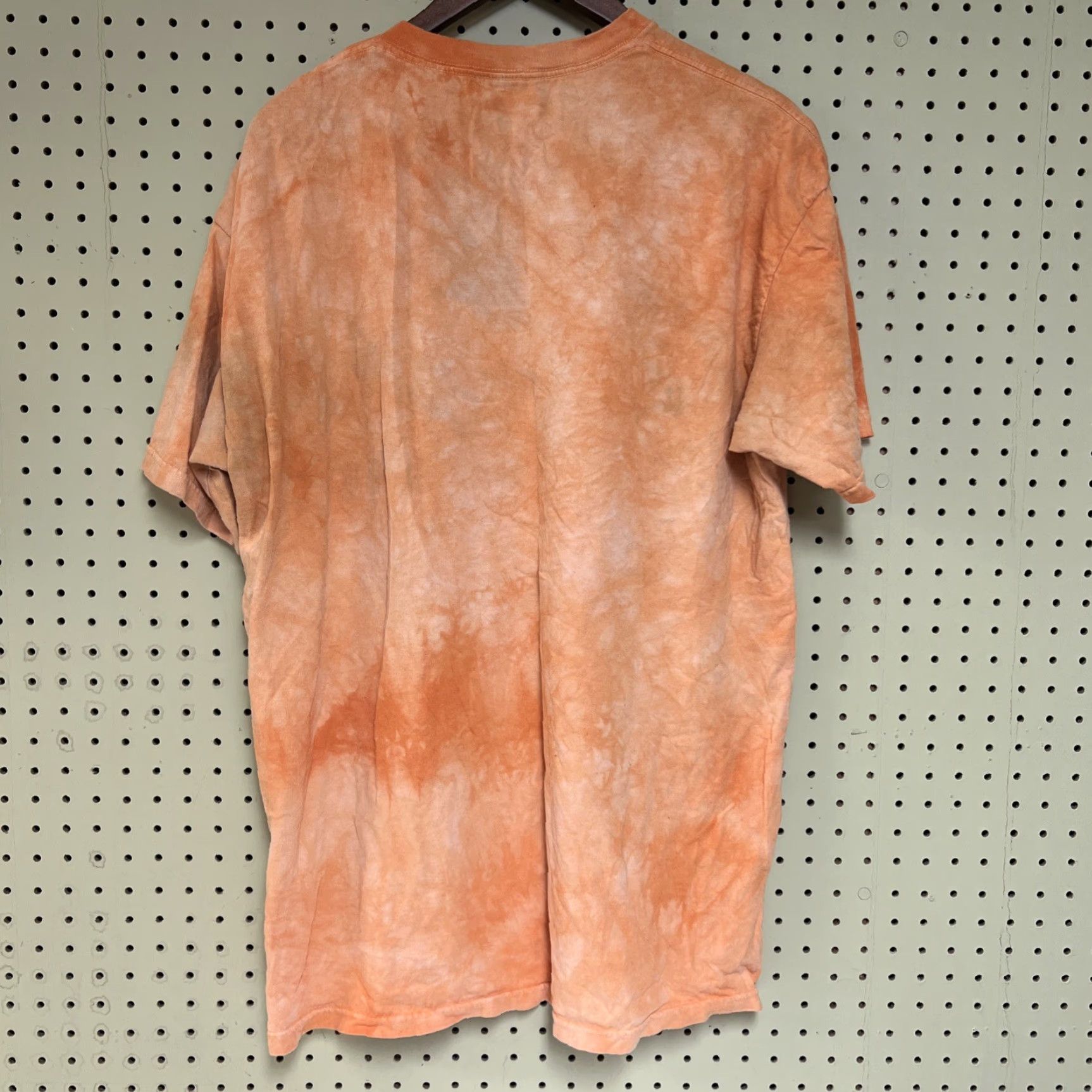 Delta VINTAGE Delta T-Shirt WOW - The Mountain - Joe Devito - Jesus - Sacred Heart - Tie Dye Shirt - XL Orange Unisex Adults Mens Womens? Size US XL / EU 56 / 4 - 2 Thumbnail
