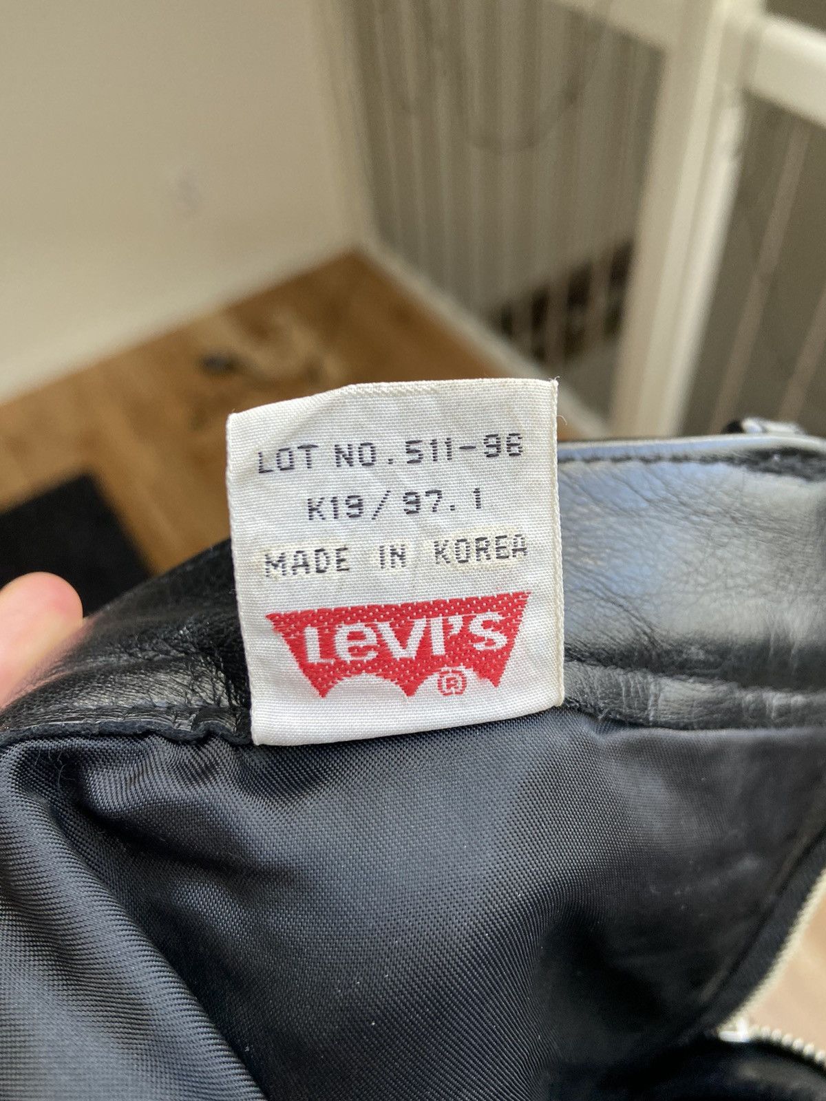 Genuine Leather × Levi's Vintage levis leather pants made in korea Size 27" / US 4 / IT 40 - 8 Thumbnail